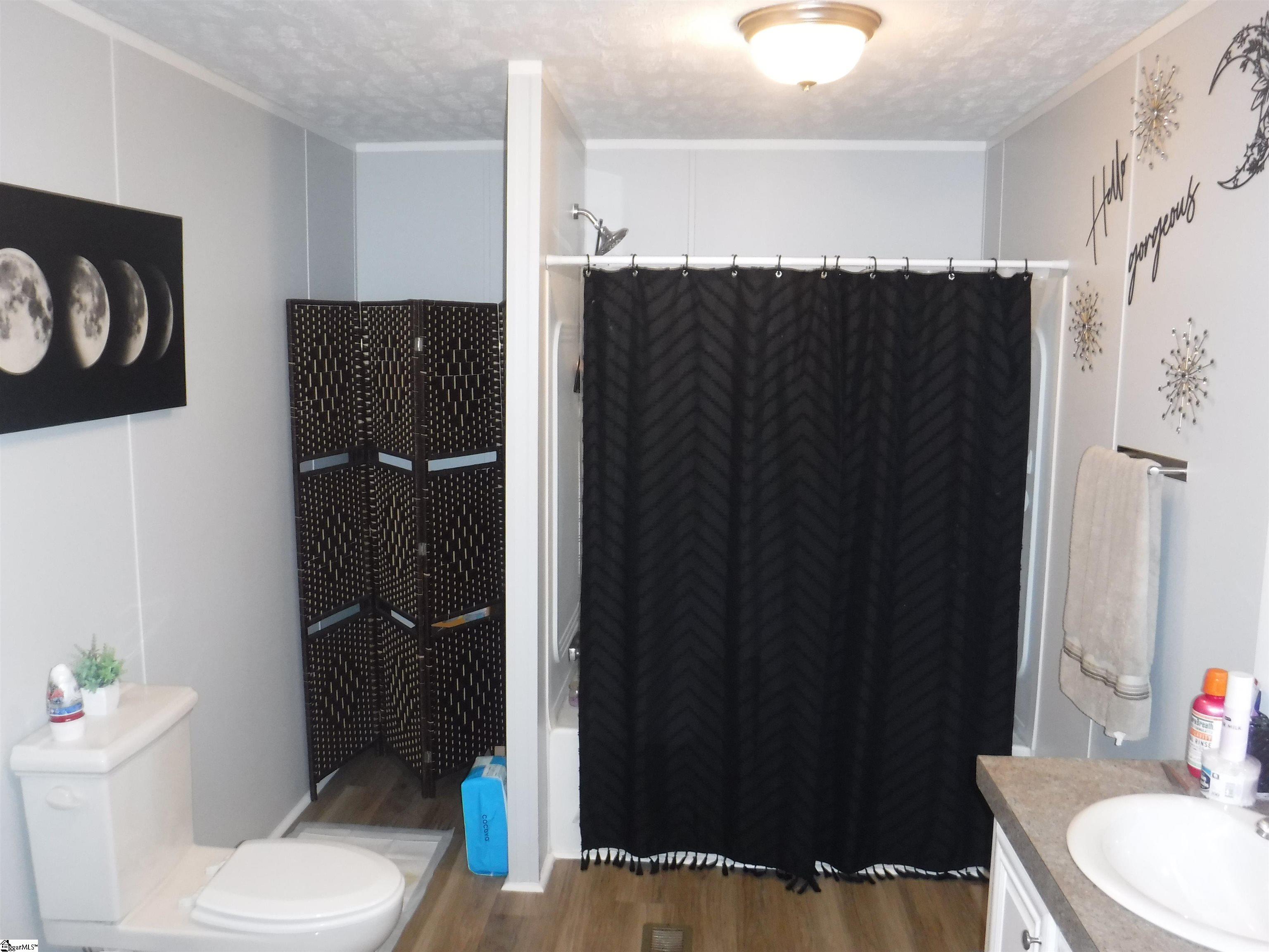 175 Madison Avenue Wellford, SC 29385