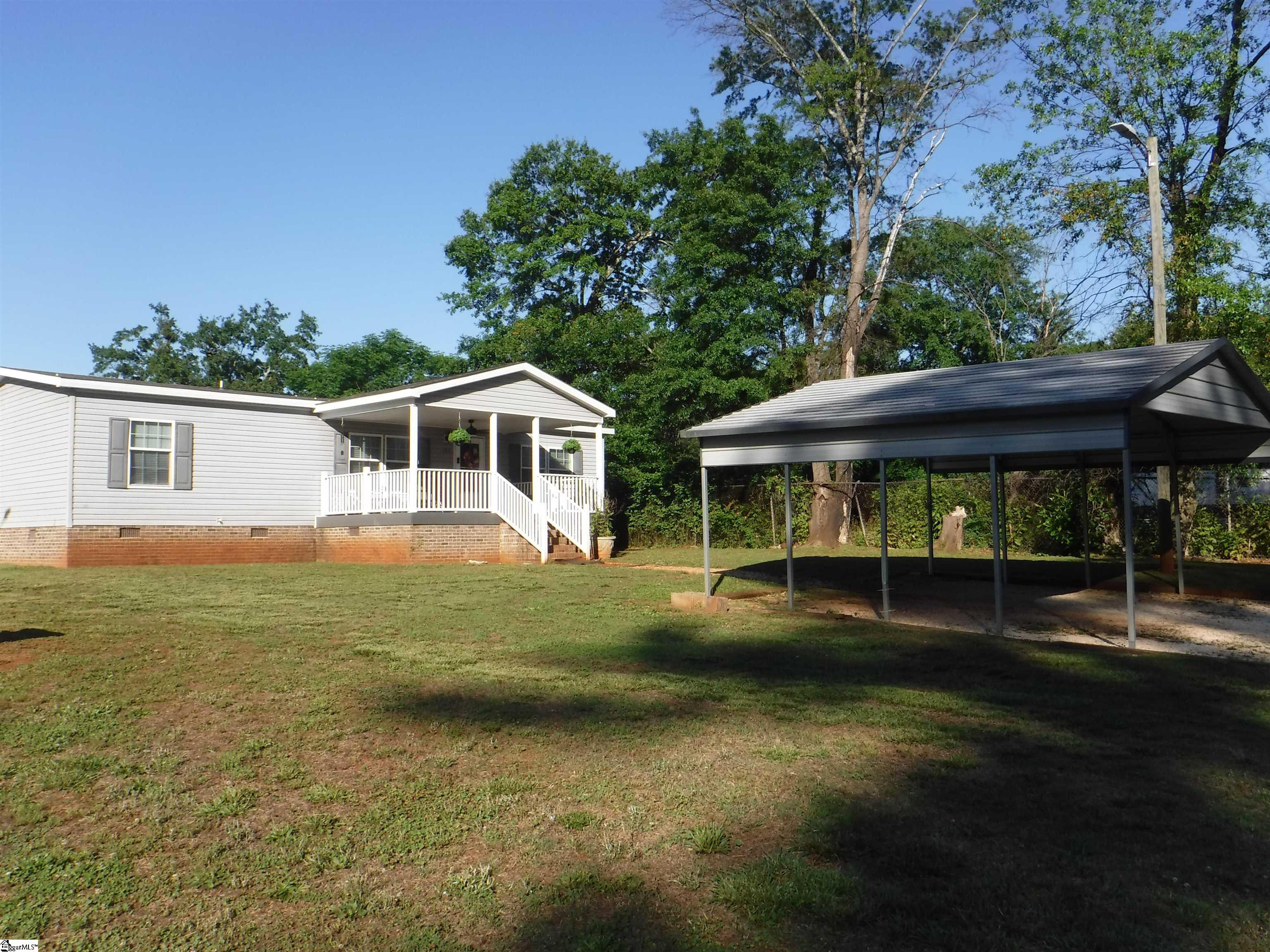 175 Madison Avenue Wellford, SC 29385