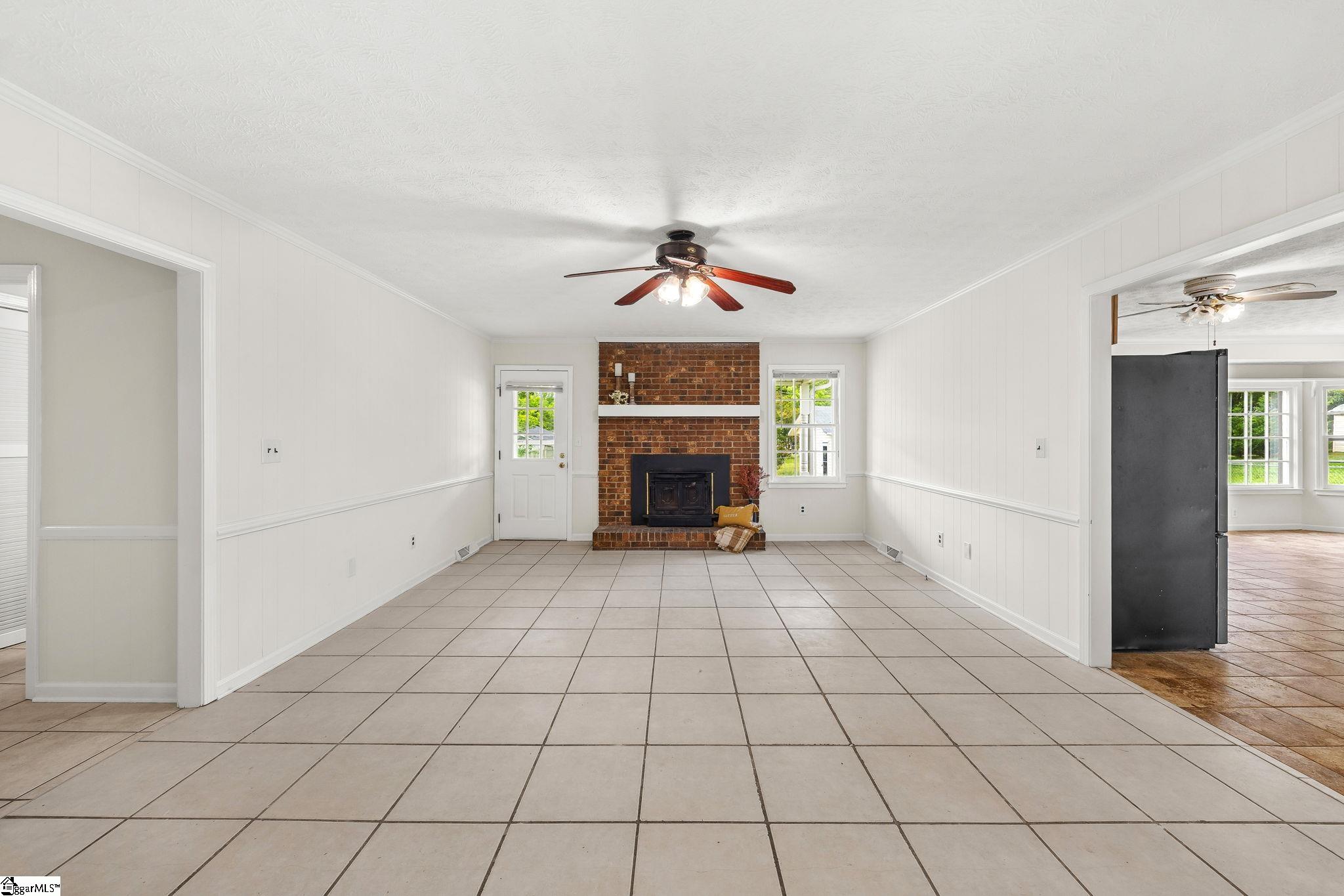 608 Lenhardt Road Greenville, SC 29611-2439