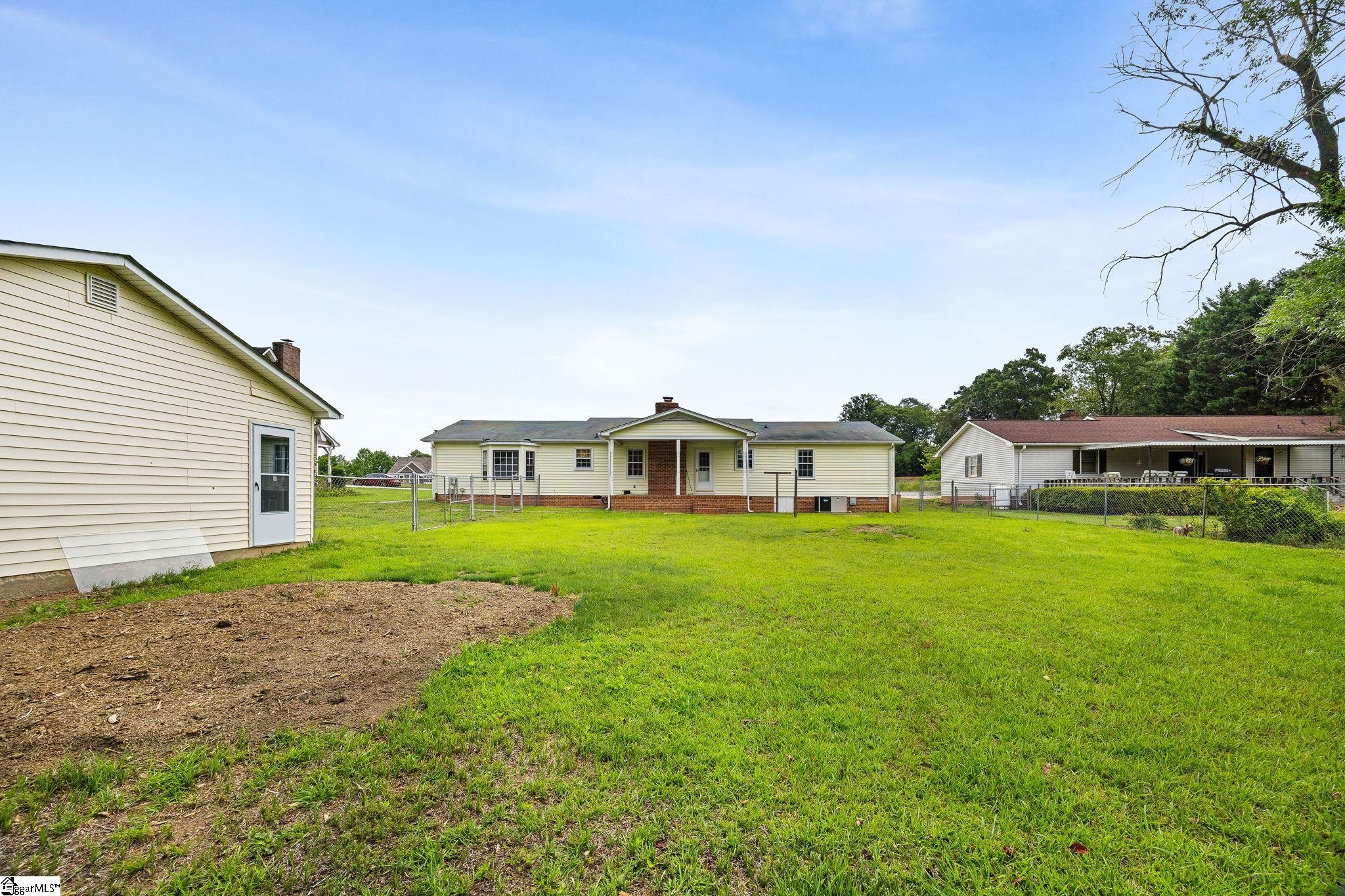 608 Lenhardt Road Greenville, SC 29611-2439