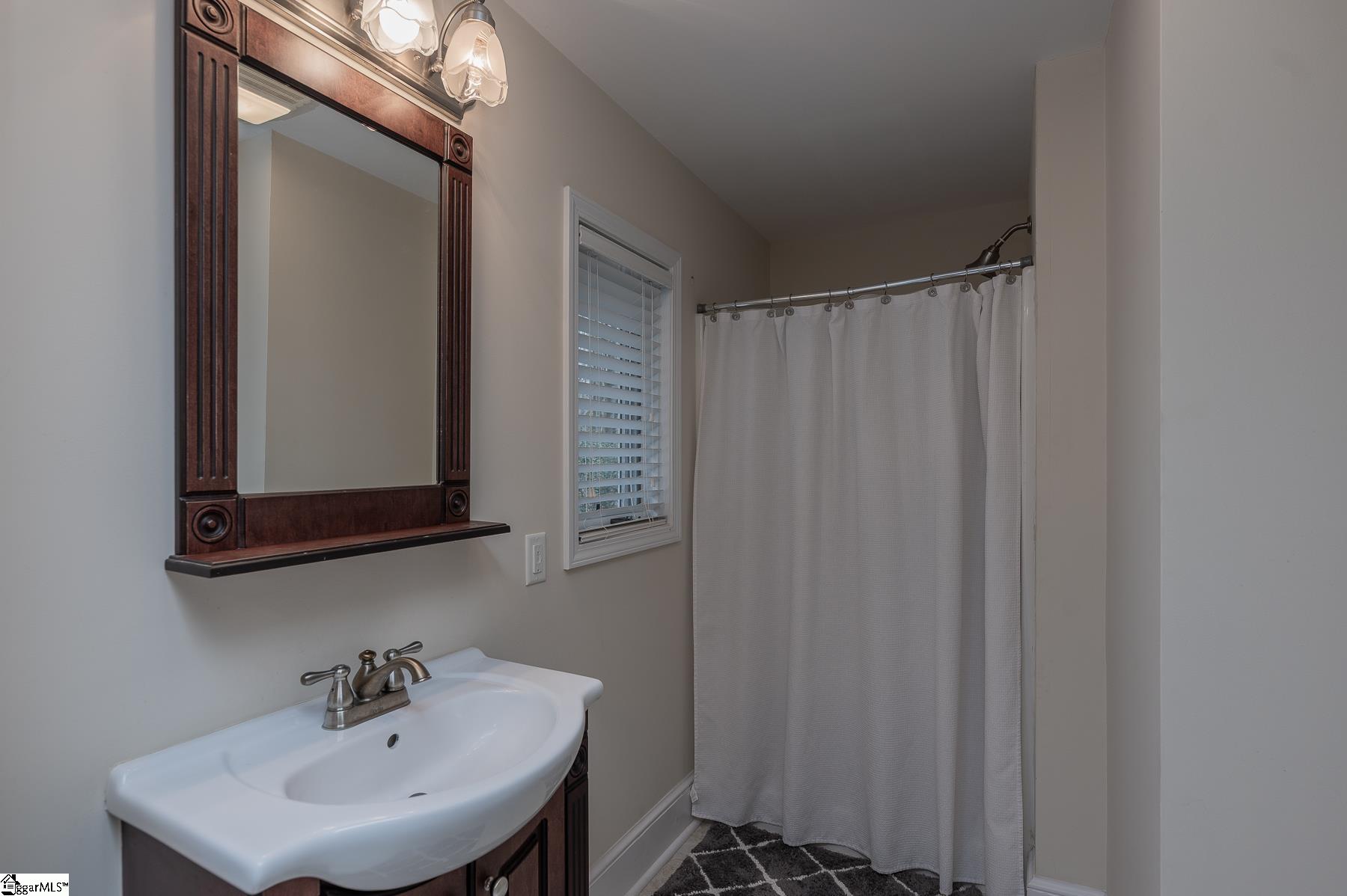 154 Broken Bow Run Pickens, SC 29671