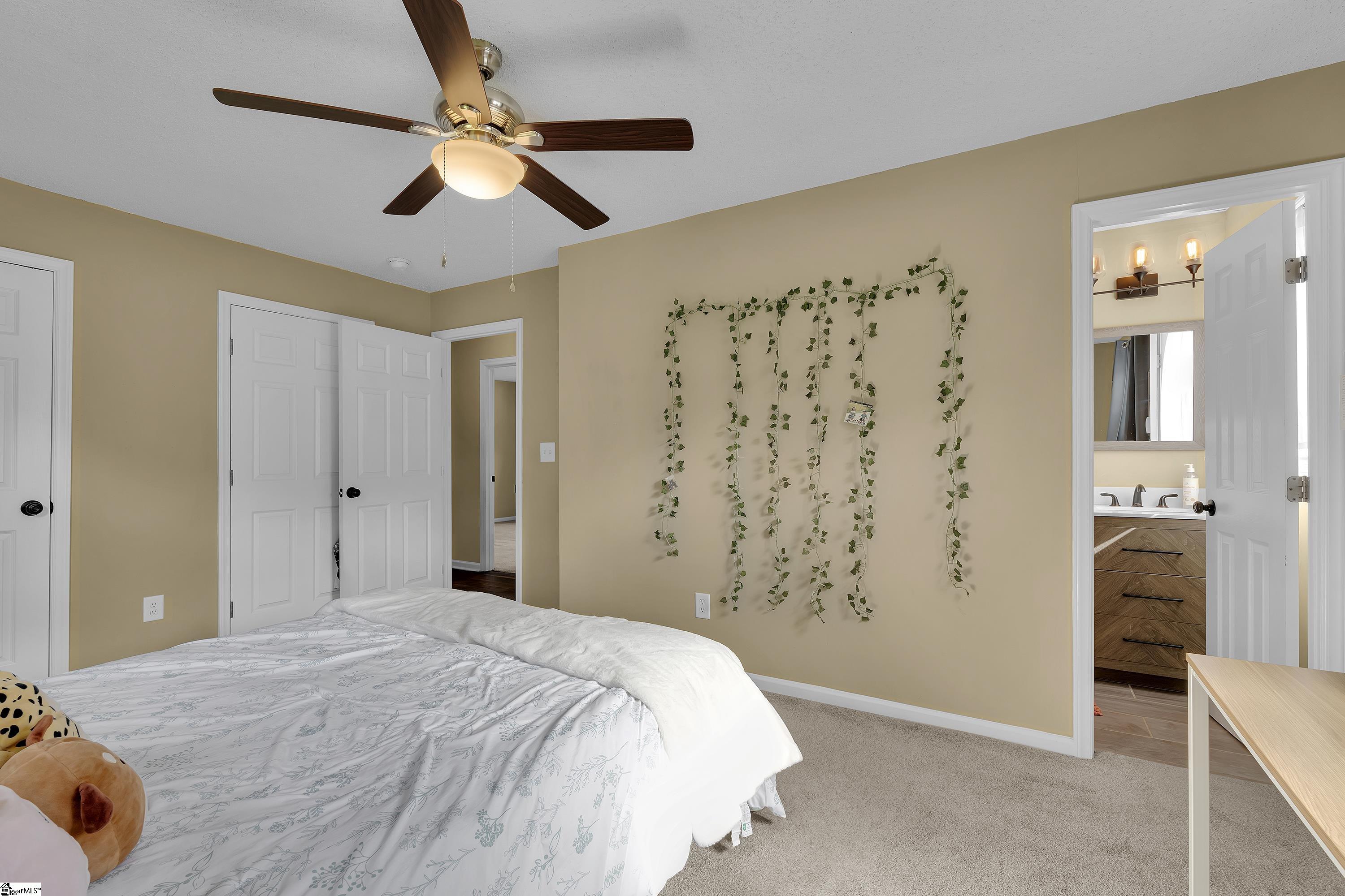 15 Childress Circle Greenville, SC 29617