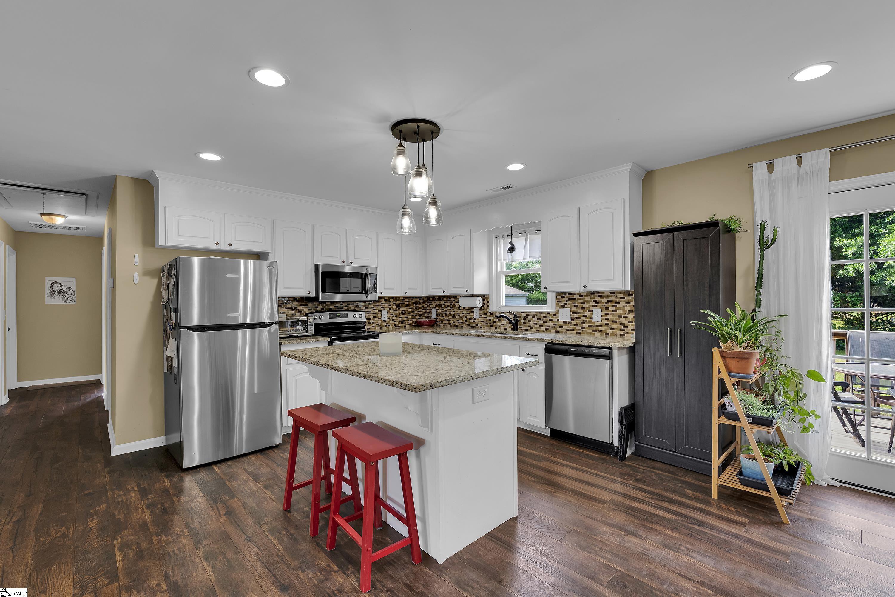 15 Childress Circle Greenville, SC 29617