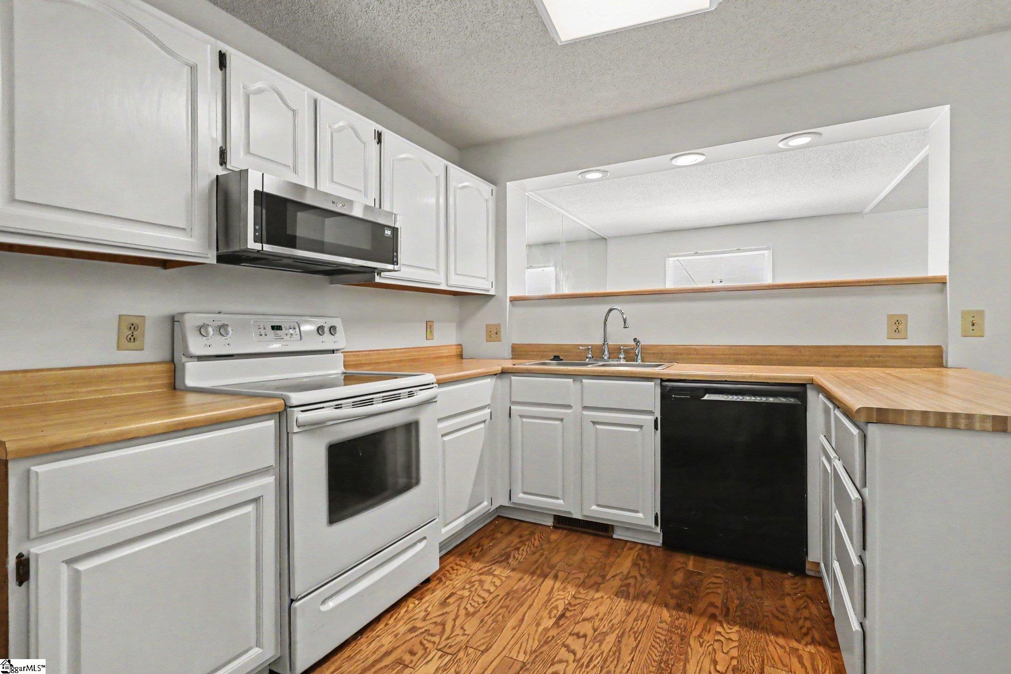 101 Fairway Oaks Lane UNIT Unit E Easley, SC 29642