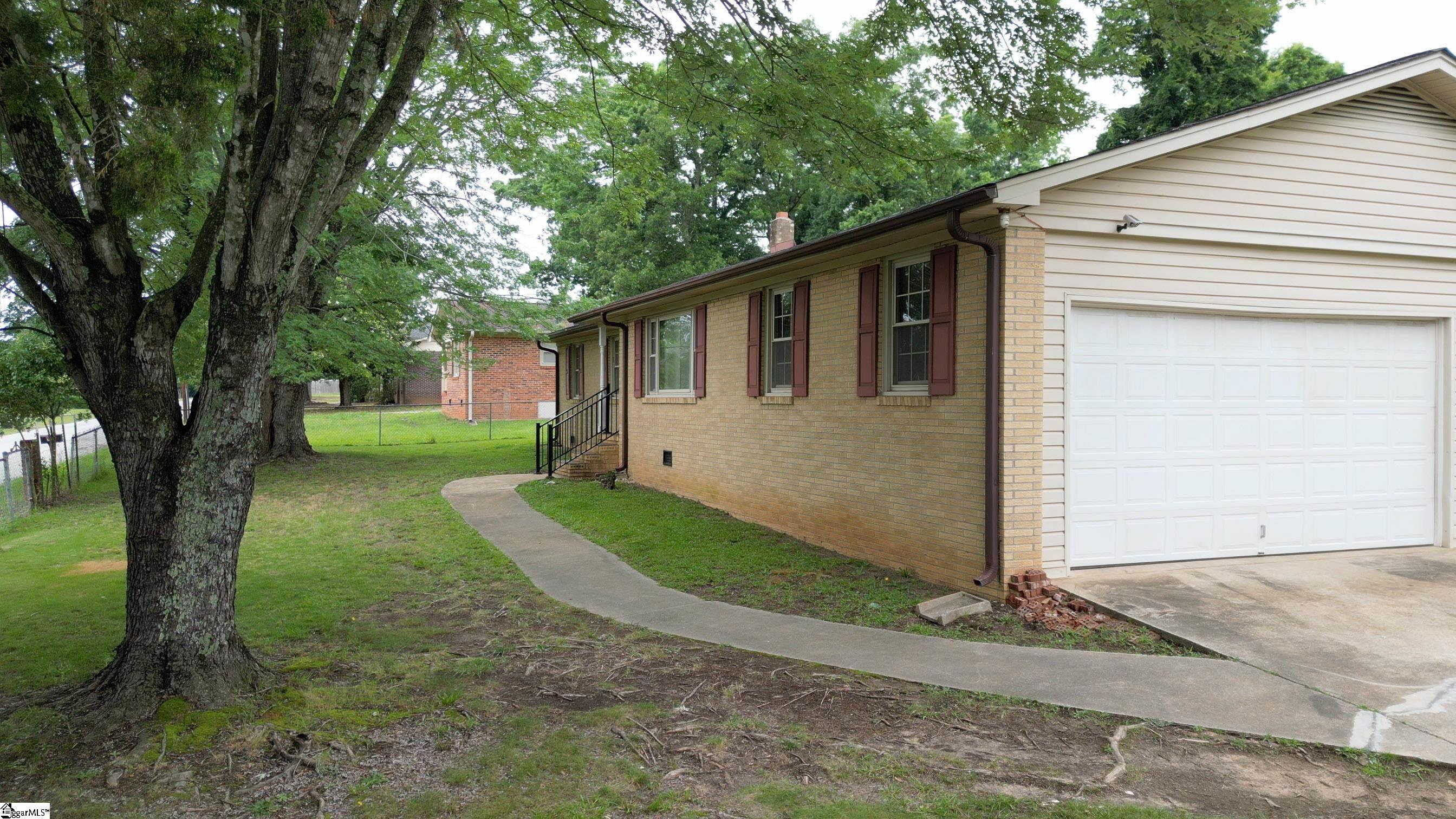700 Welcome Avenue Extension Greenville, SC 29611