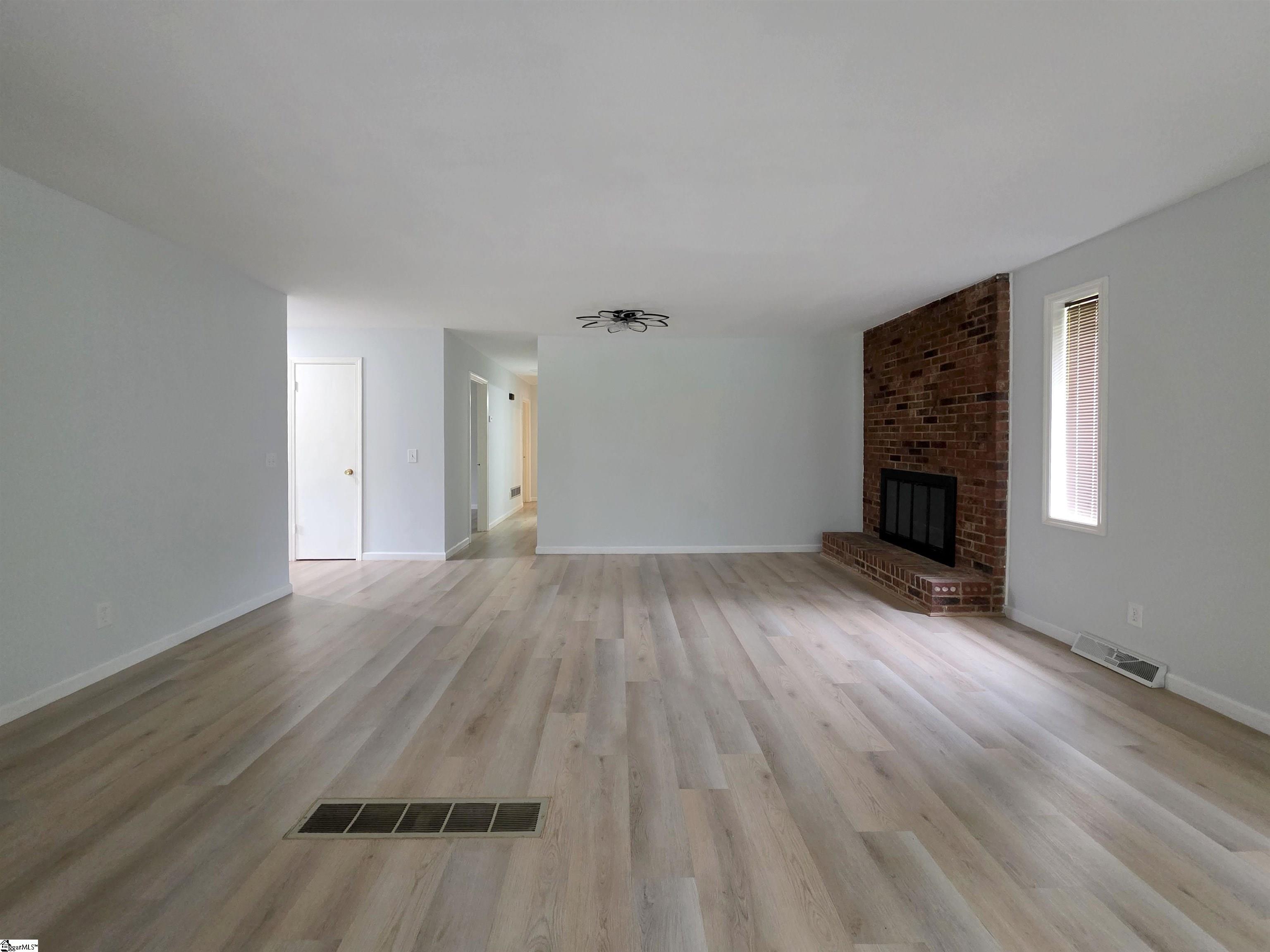 700 Welcome Avenue Extension Greenville, SC 29611