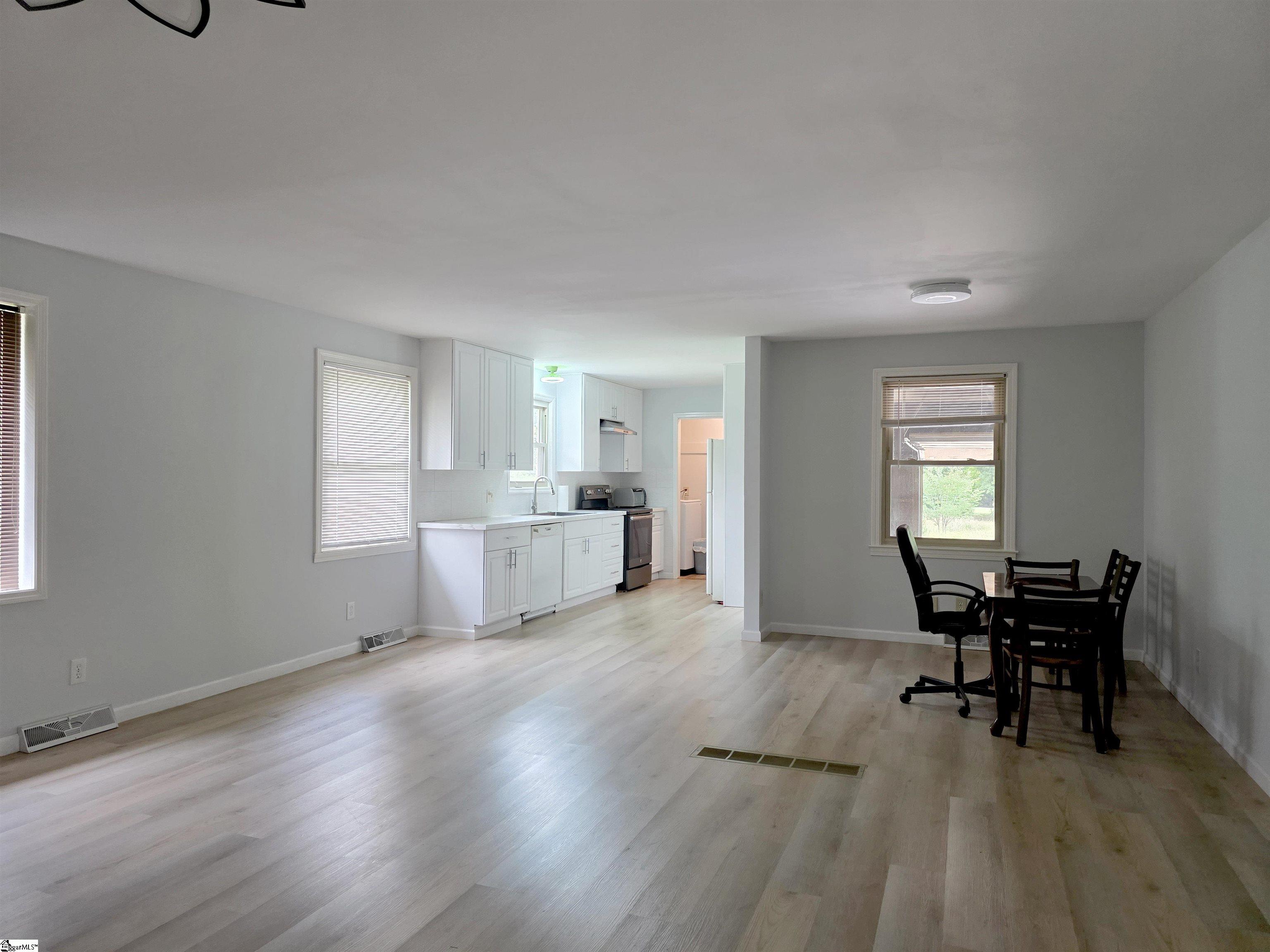 700 Welcome Avenue Extension Greenville, SC 29611
