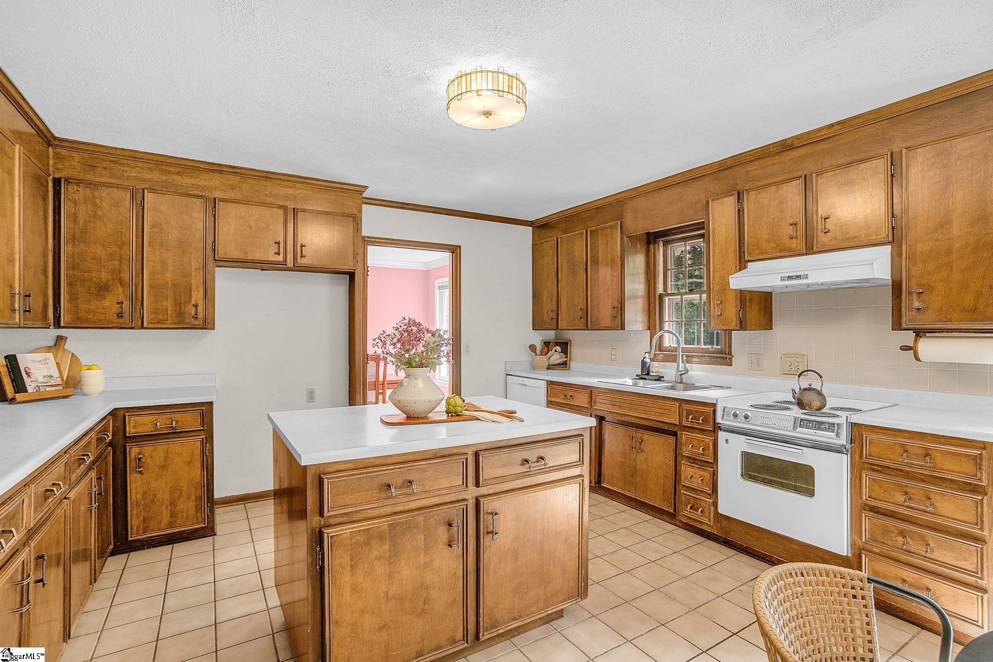 100 Montero Lane Greenville, SC 29615