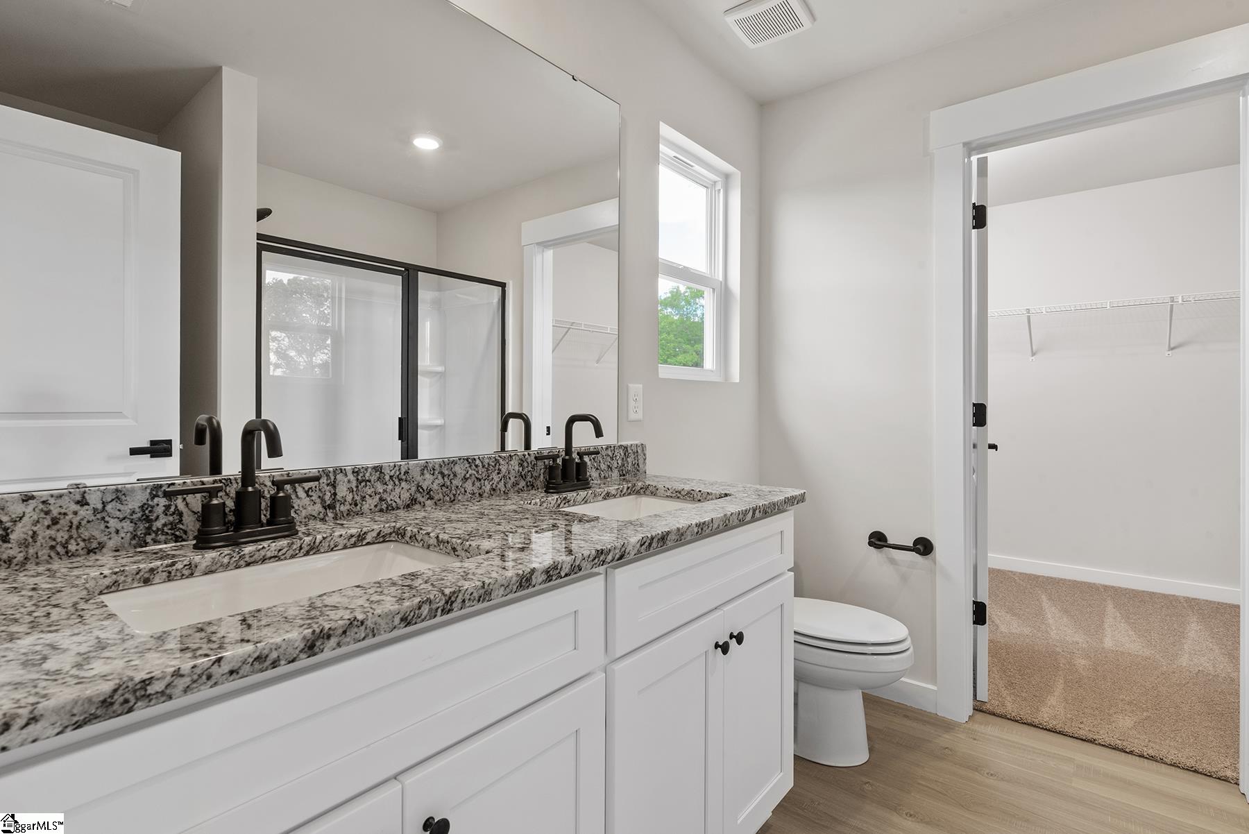 1470 Crested Iris Street Moore, SC 29369