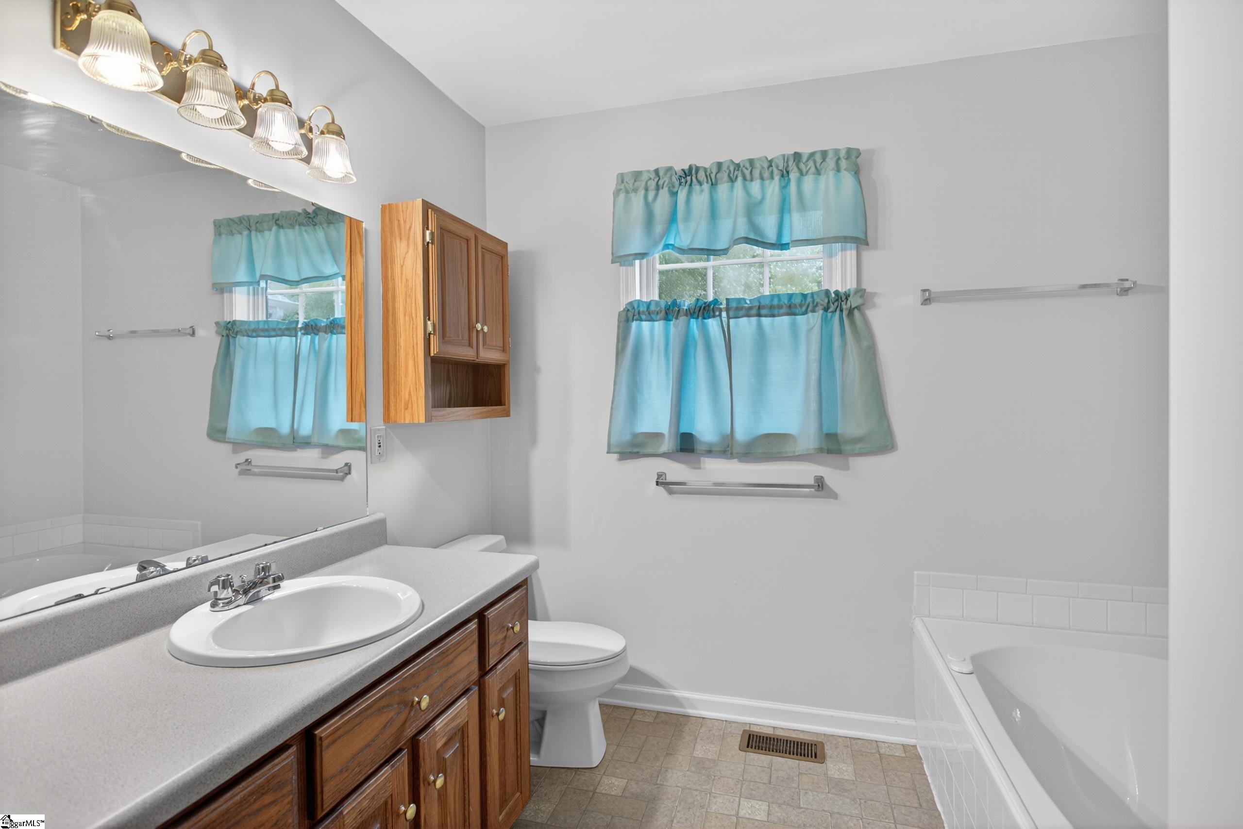 508 Lia Way Easley, SC 29642