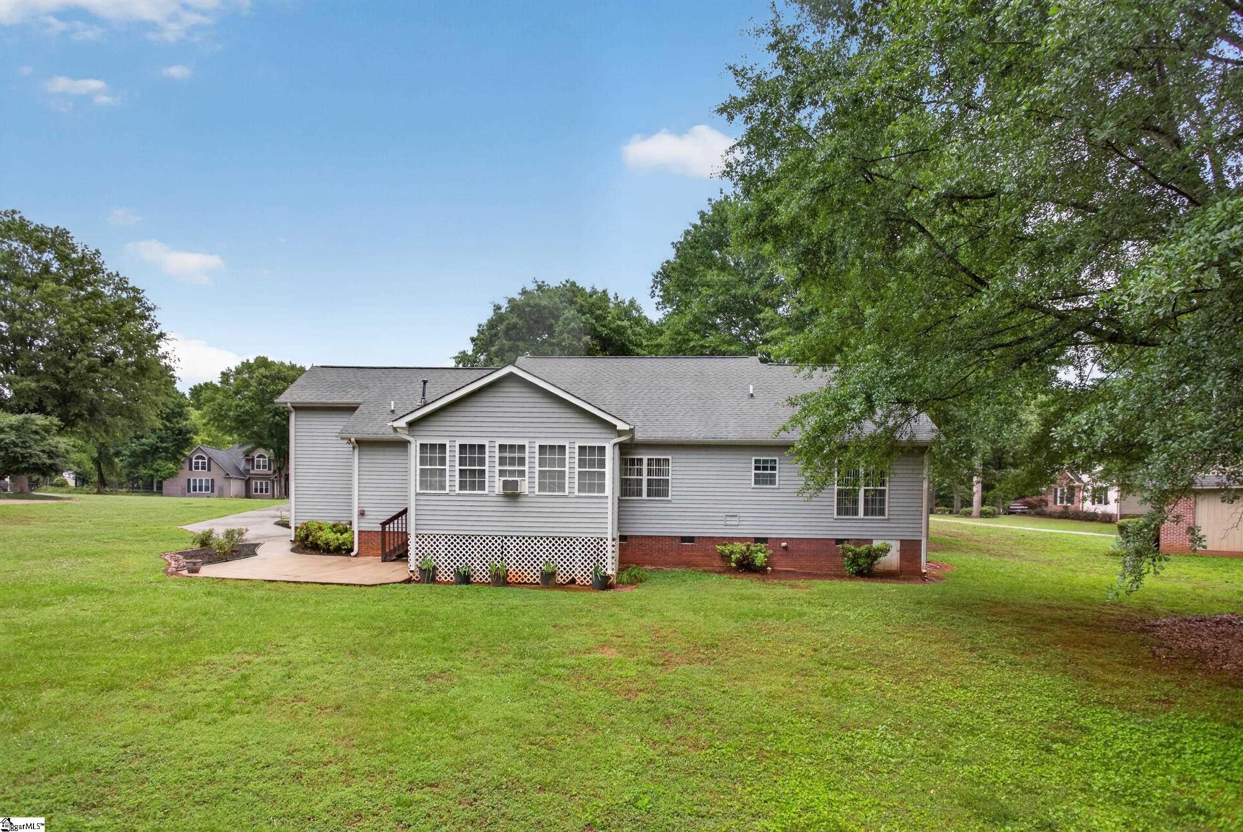 508 Lia Way Easley, SC 29642