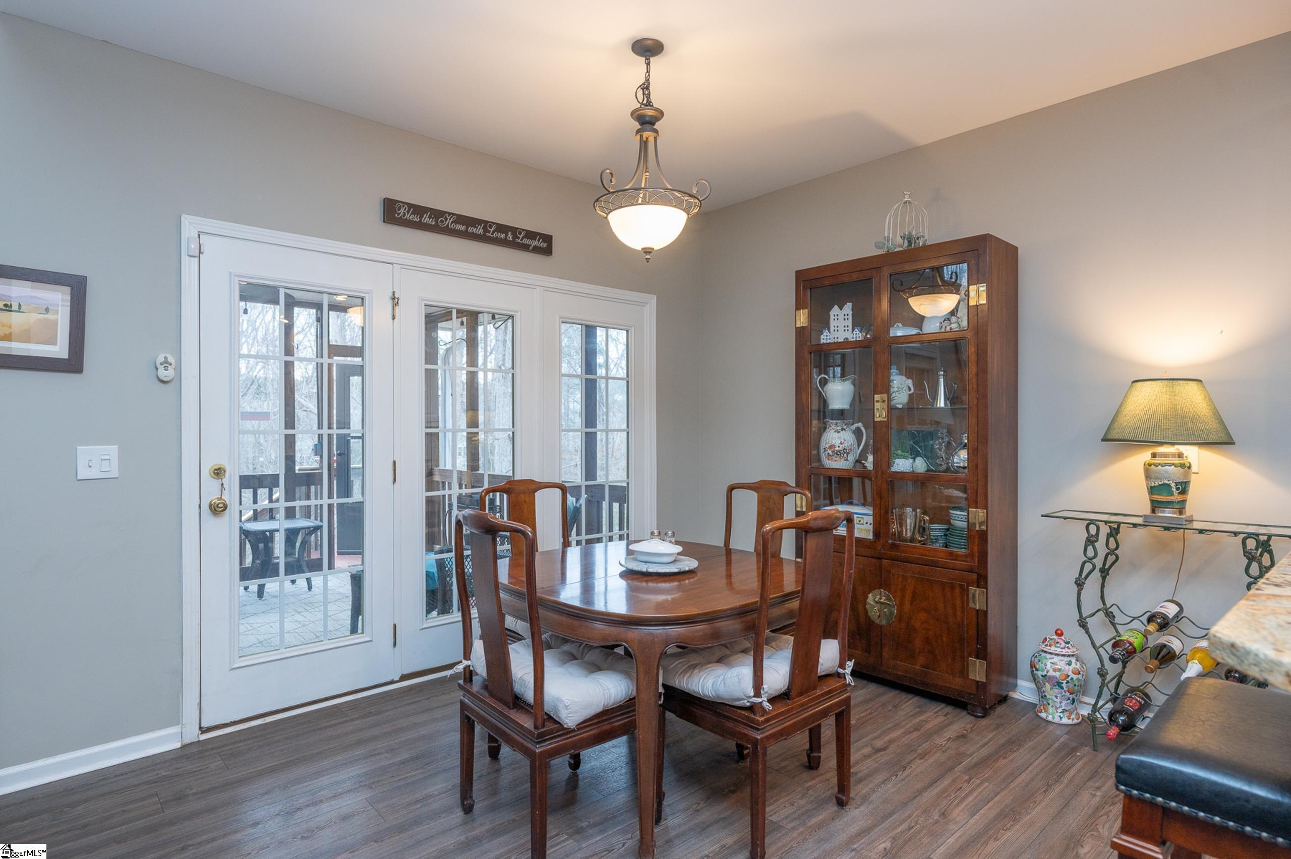 802 Worchester Place Simpsonville, SC 29680