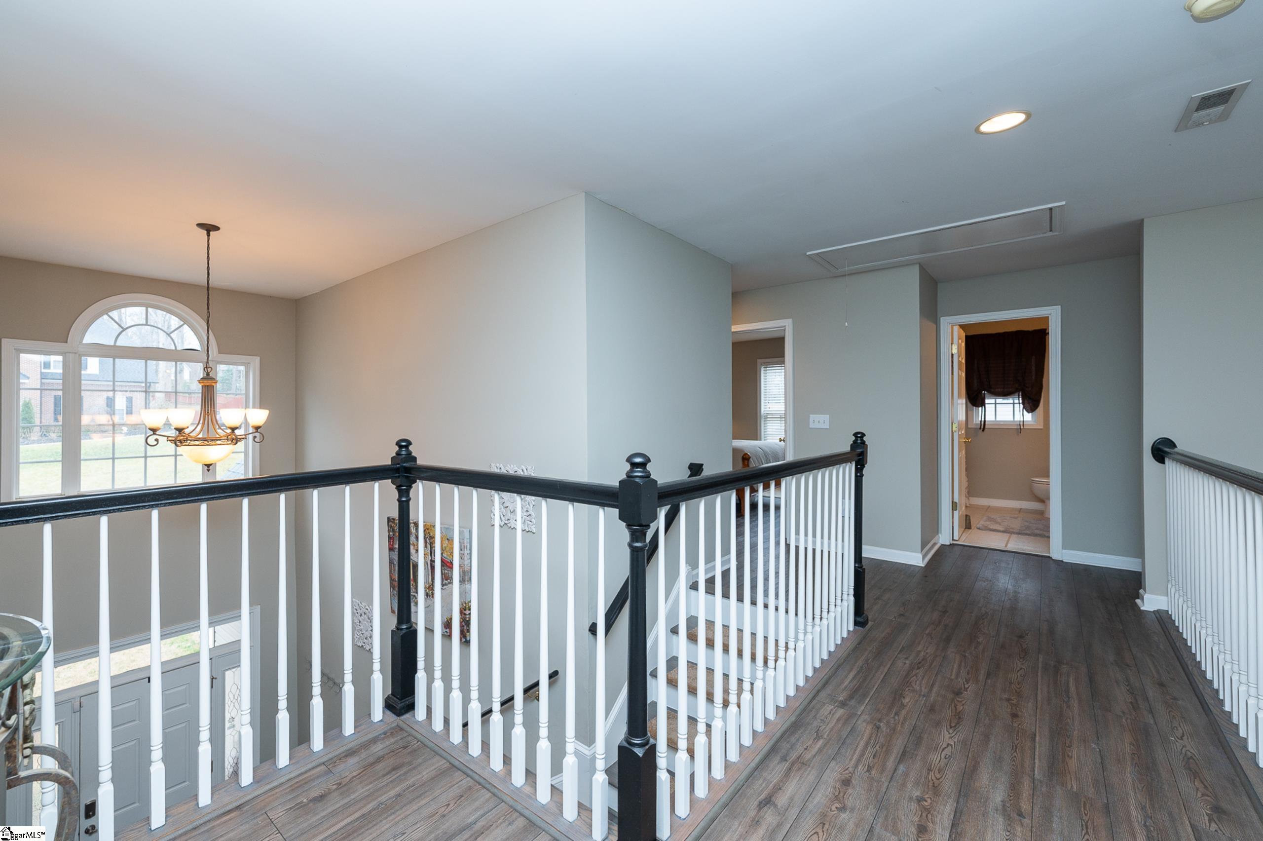 802 Worchester Place Simpsonville, SC 29680