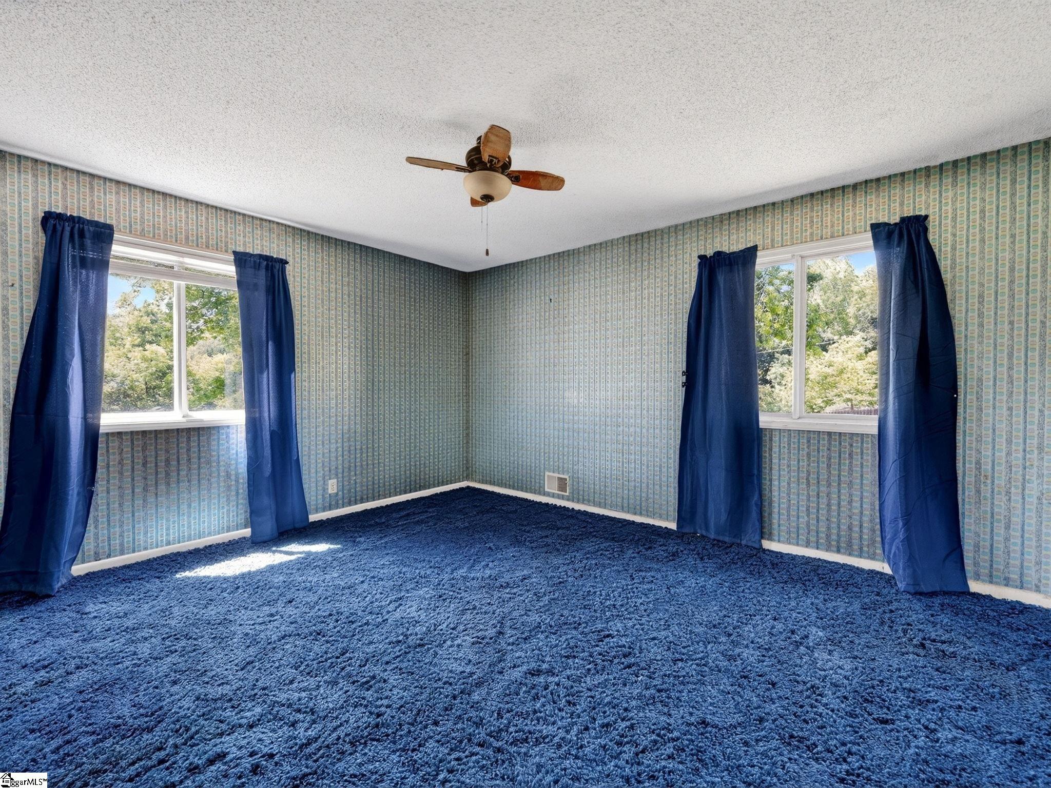 1064 Knollwood Acres Drive Boiling Springs, SC 29316
