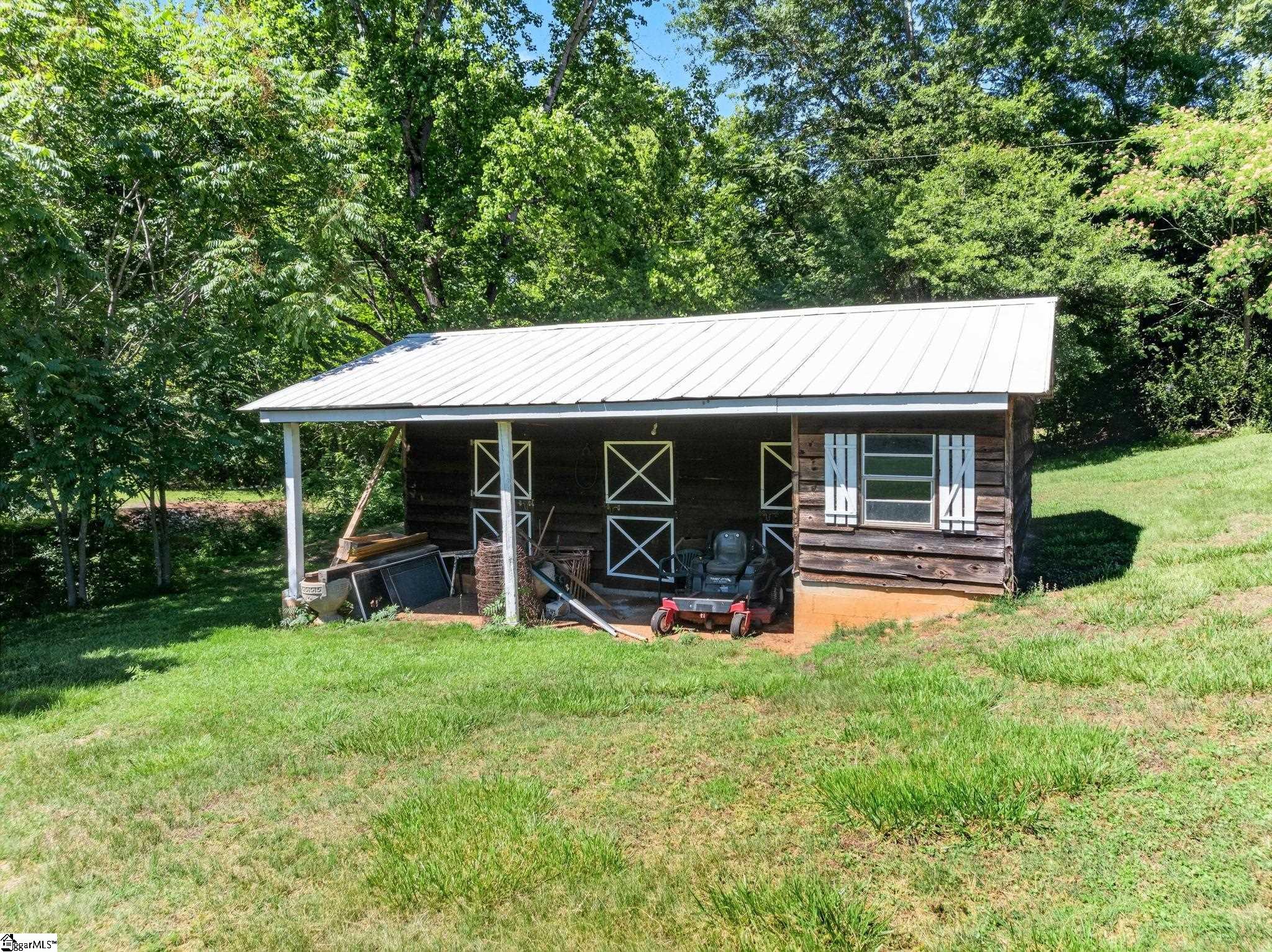 1064 Knollwood Acres Drive Boiling Springs, SC 29316