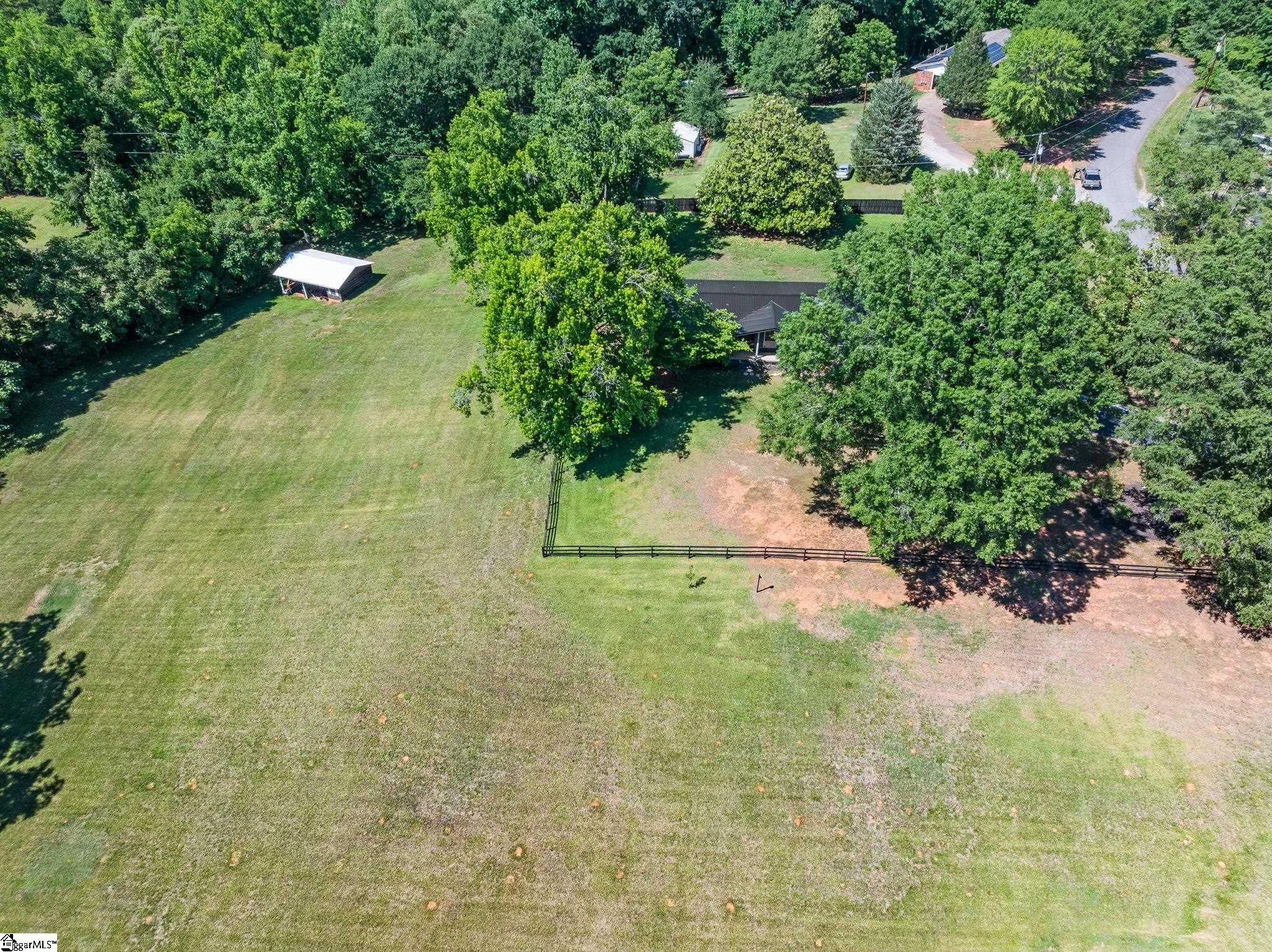 1064 Knollwood Acres Drive Boiling Springs, SC 29316