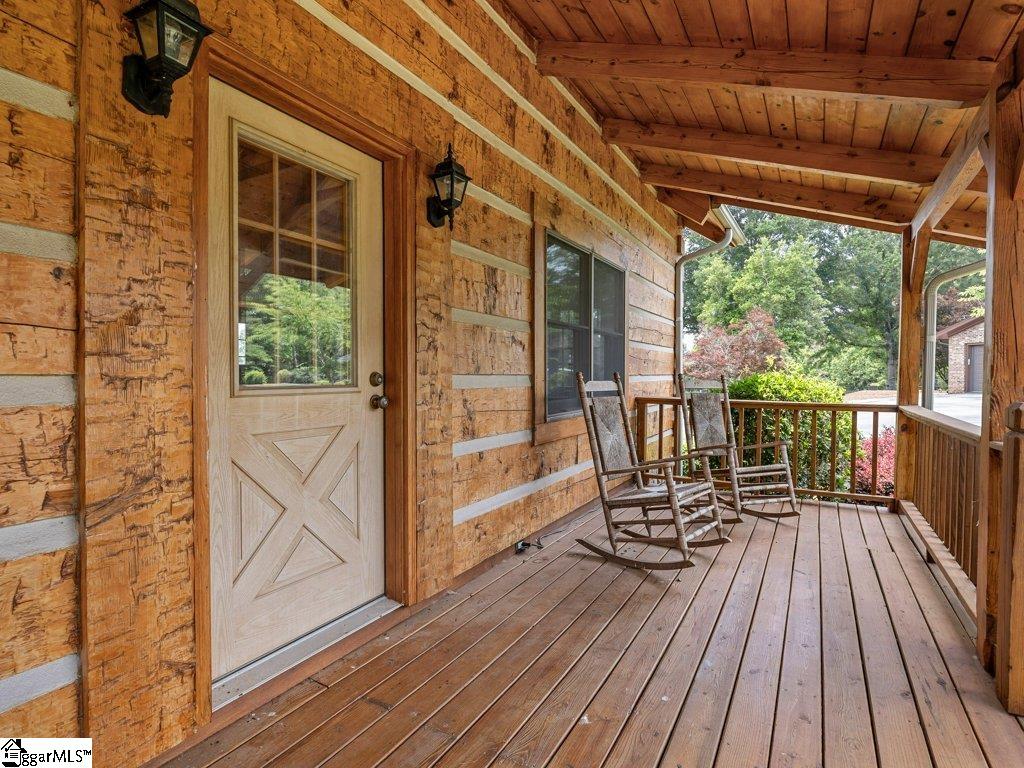 110 Racetrack Road Woodruff, SC 29388