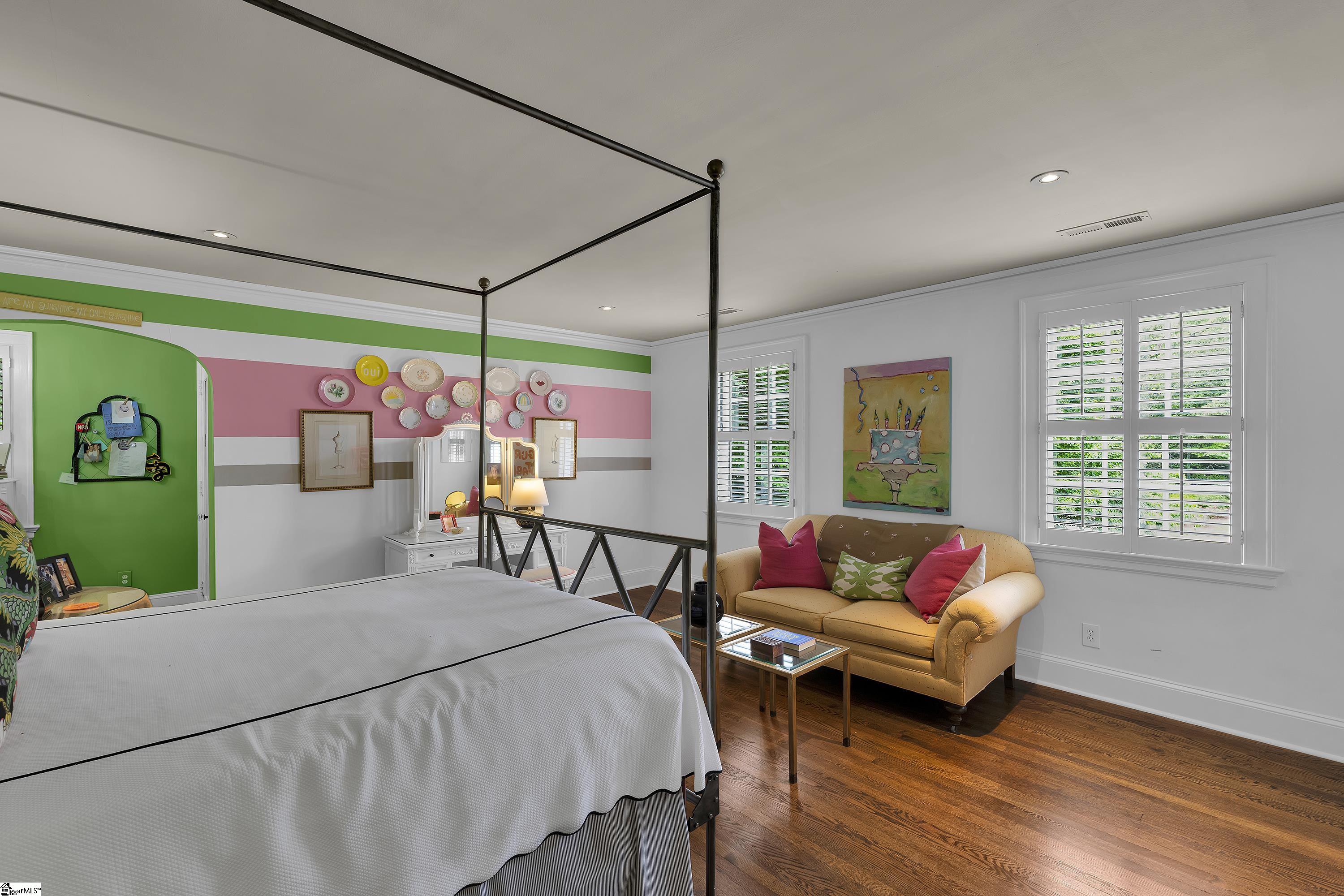 1730 N Main Street Greenville, SC 29609