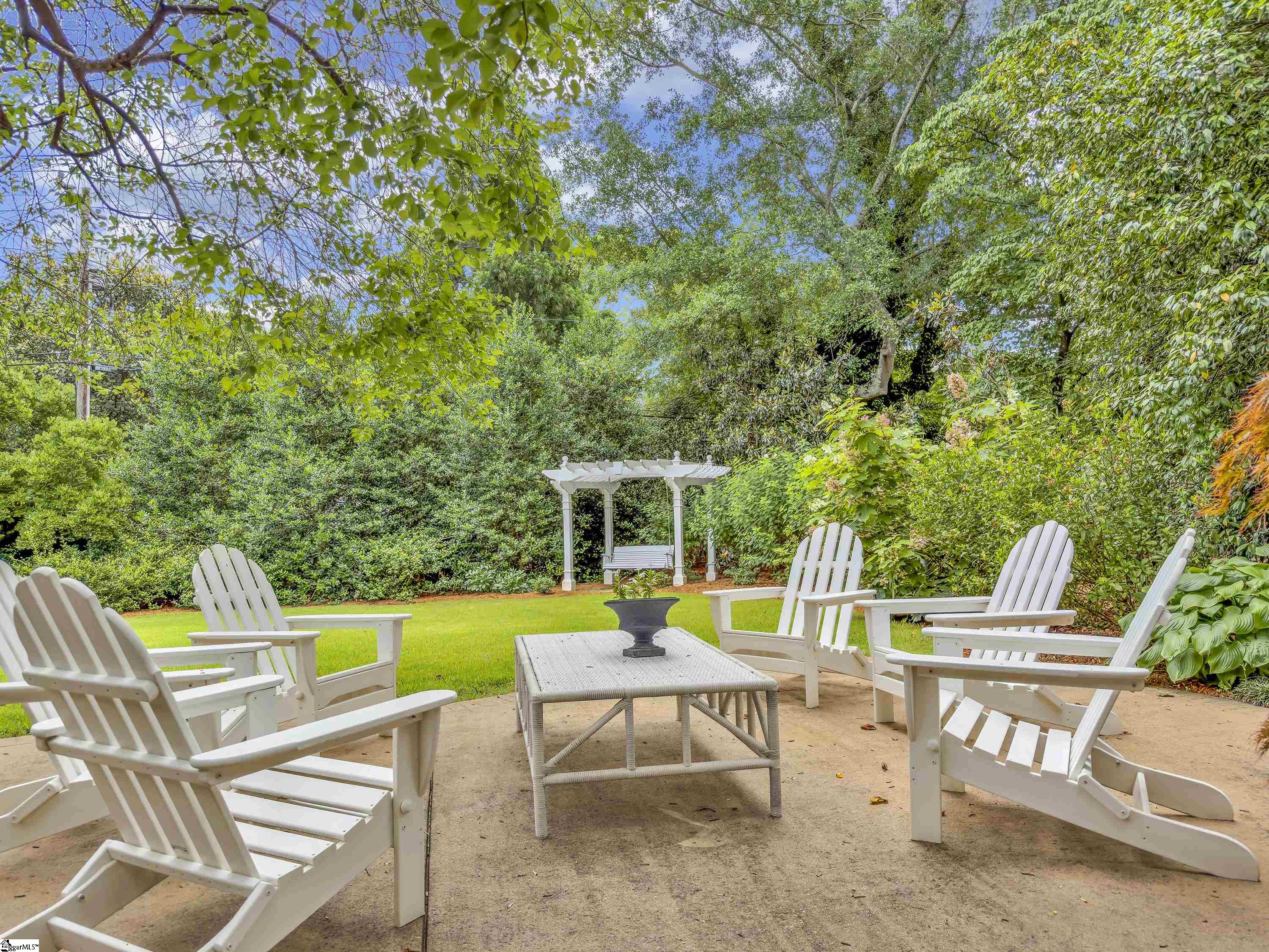 1730 N Main Street Greenville, SC 29609