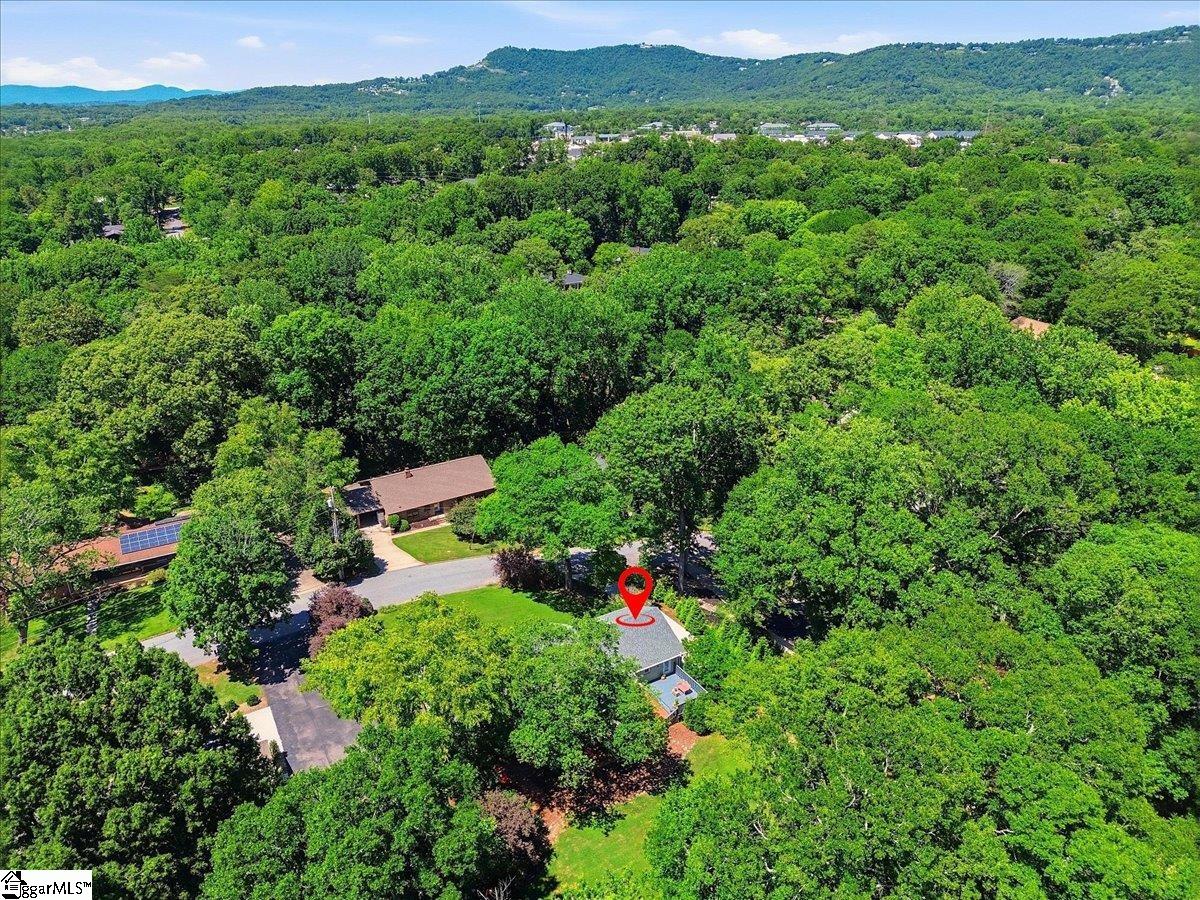 109 Trafalgar Road Greenville, SC 29617