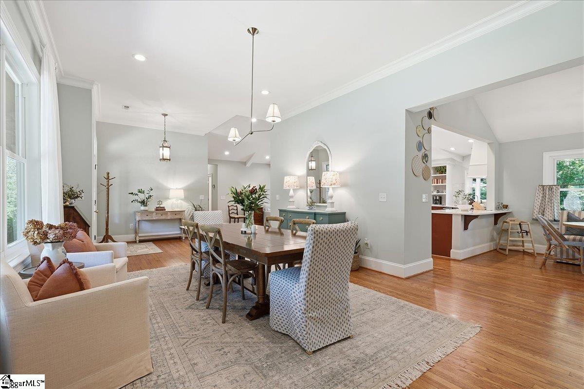 109 Trafalgar Road Greenville, SC 29617