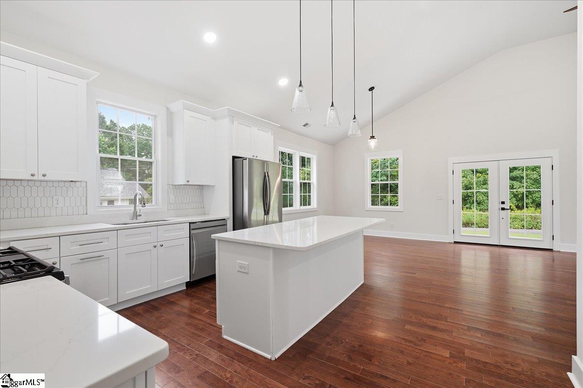 103 Perry Avenue Simpsonville, SC 29681