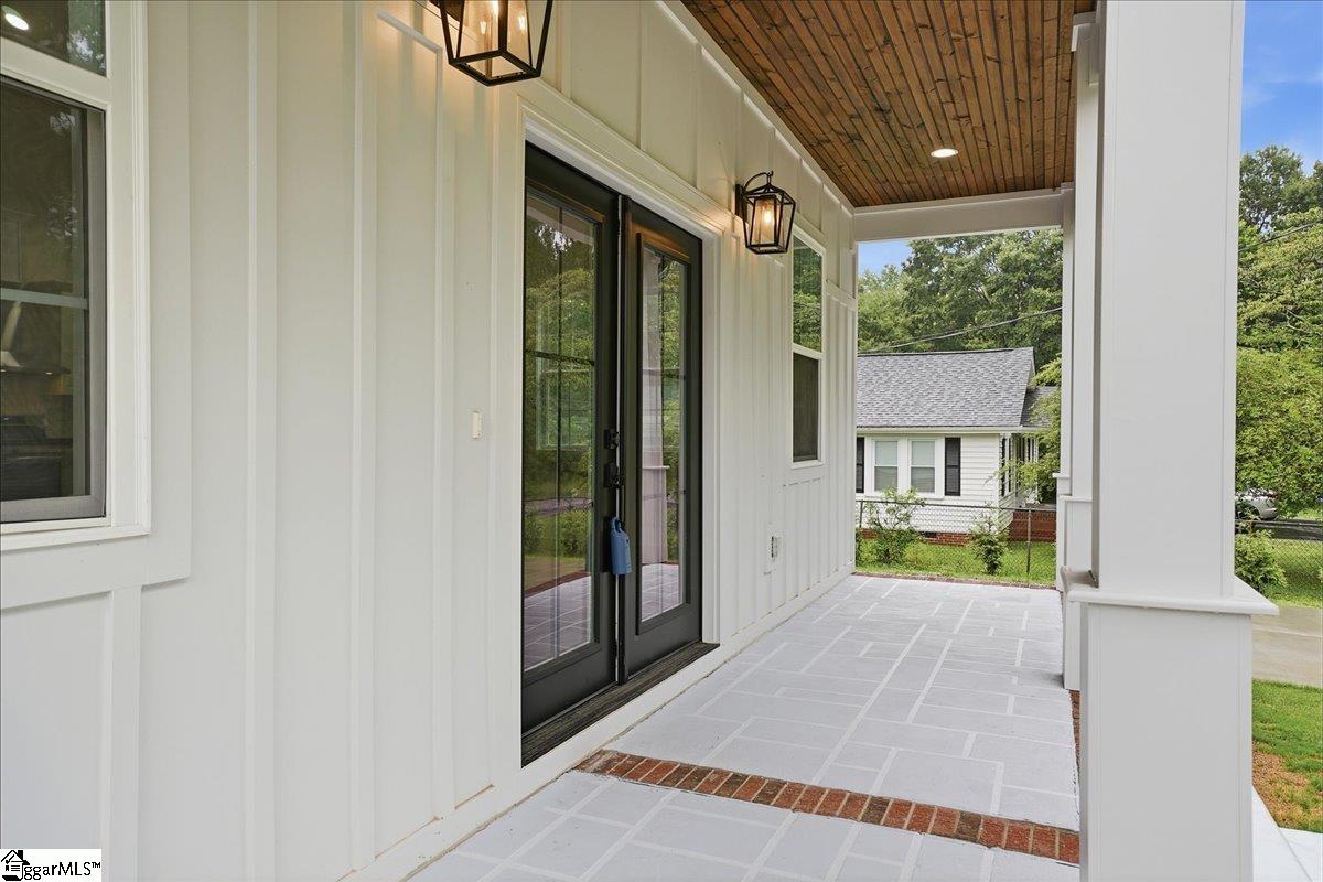 103 Perry Avenue Simpsonville, SC 29681