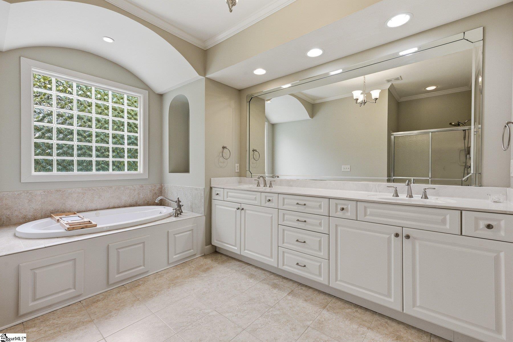 19 Ashby Grove Drive Simpsonville, SC 29681
