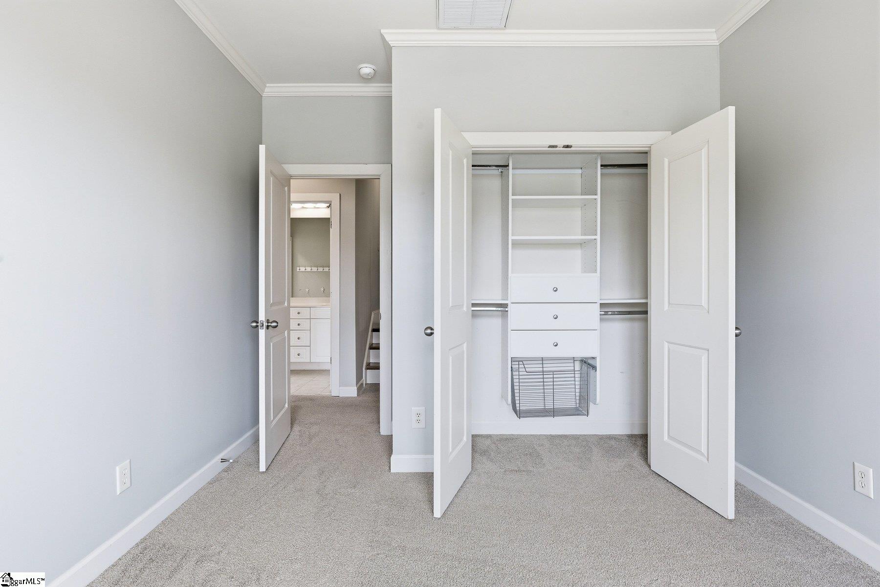 19 Ashby Grove Drive Simpsonville, SC 29681