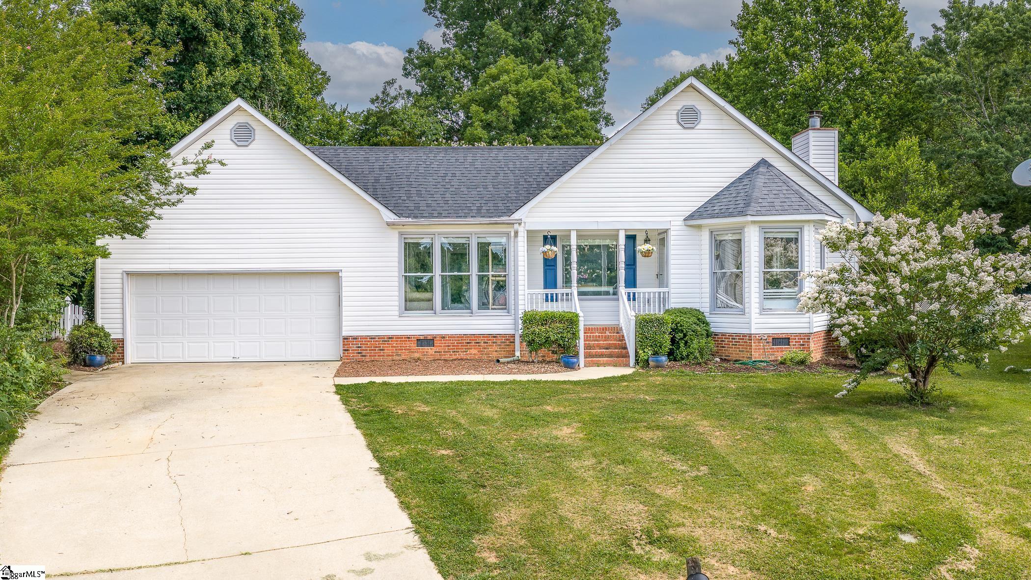 11 Heathfield Court Simpsonville, SC 29681