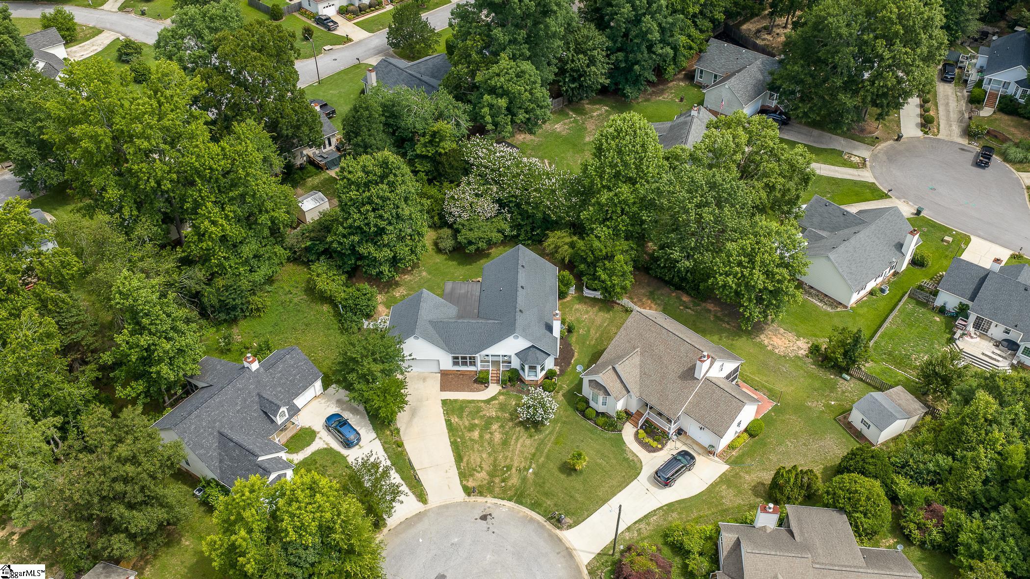11 Heathfield Court Simpsonville, SC 29681