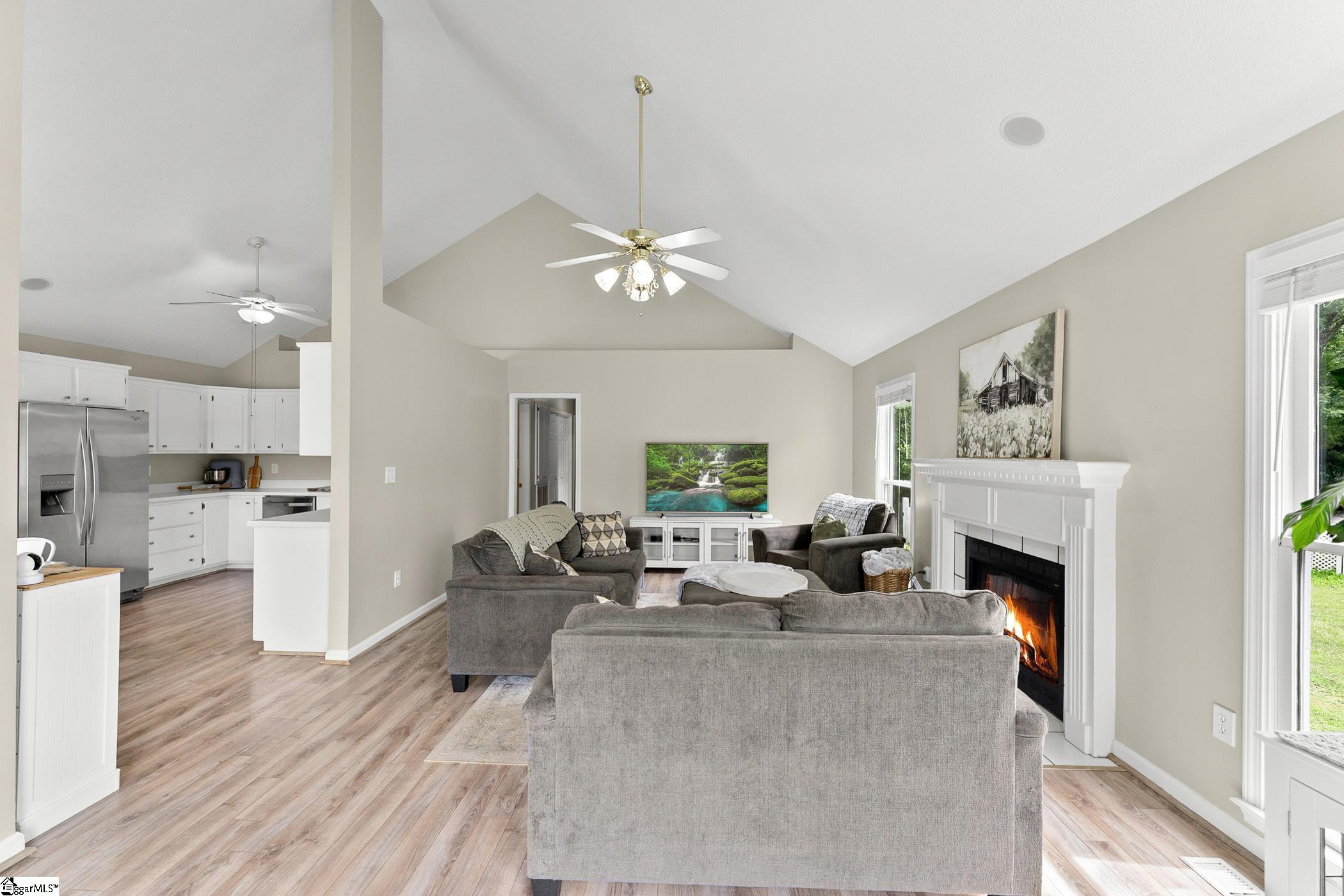 11 Heathfield Court Simpsonville, SC 29681