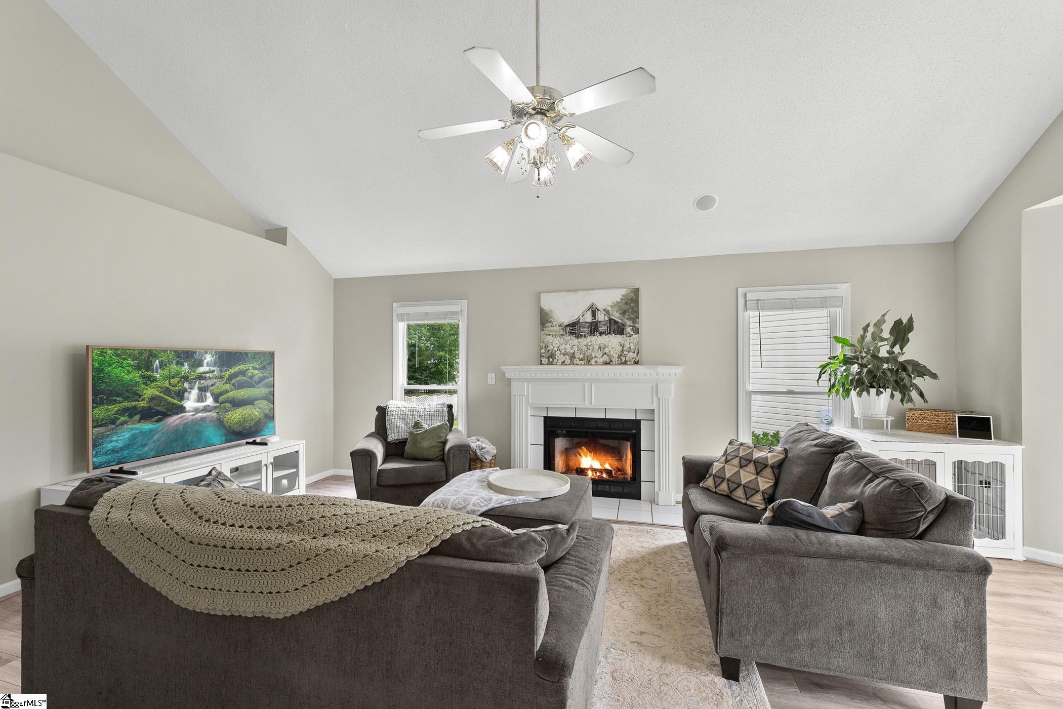 11 Heathfield Court Simpsonville, SC 29681