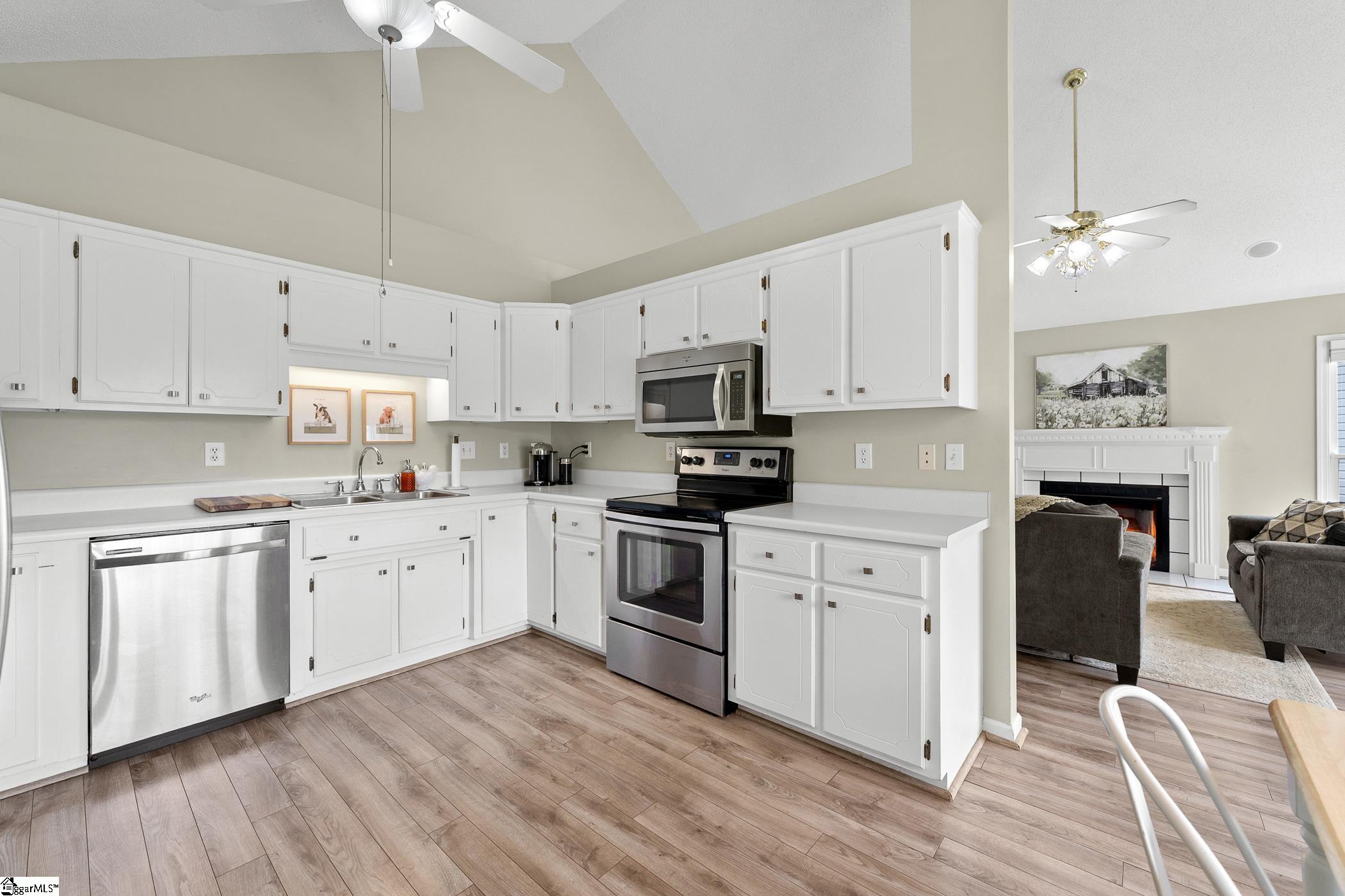 11 Heathfield Court Simpsonville, SC 29681