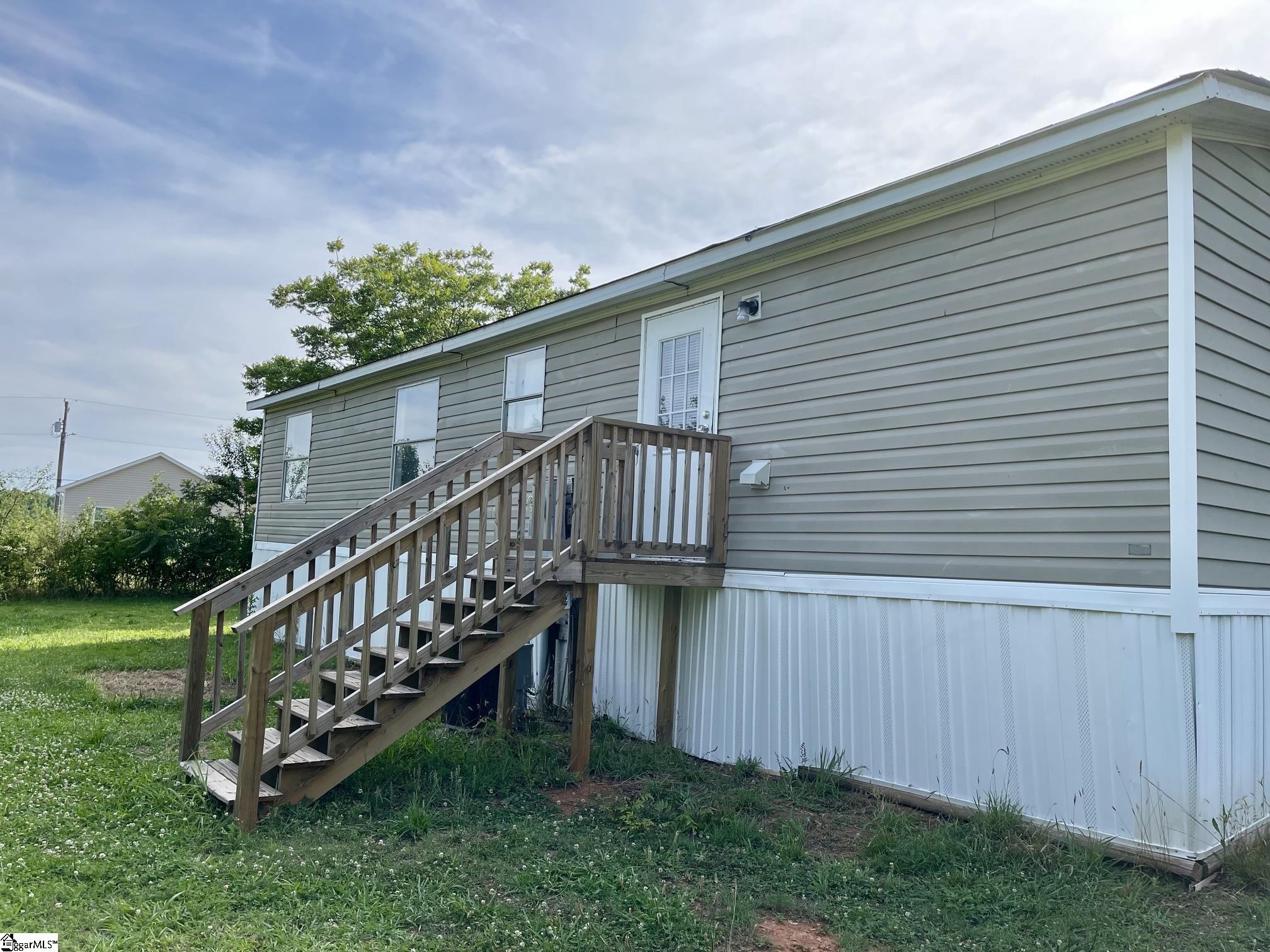 171 Songbird Lane Gaffney, SC 29341