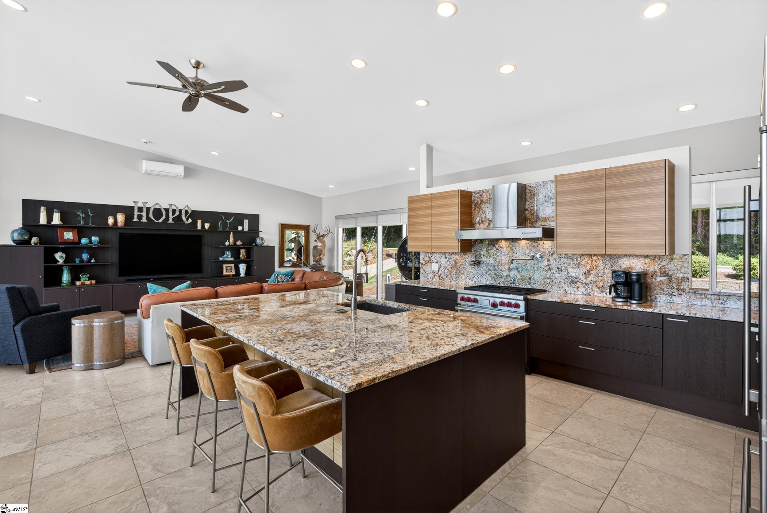 1125 Dickson Road Campobello, SC 29322