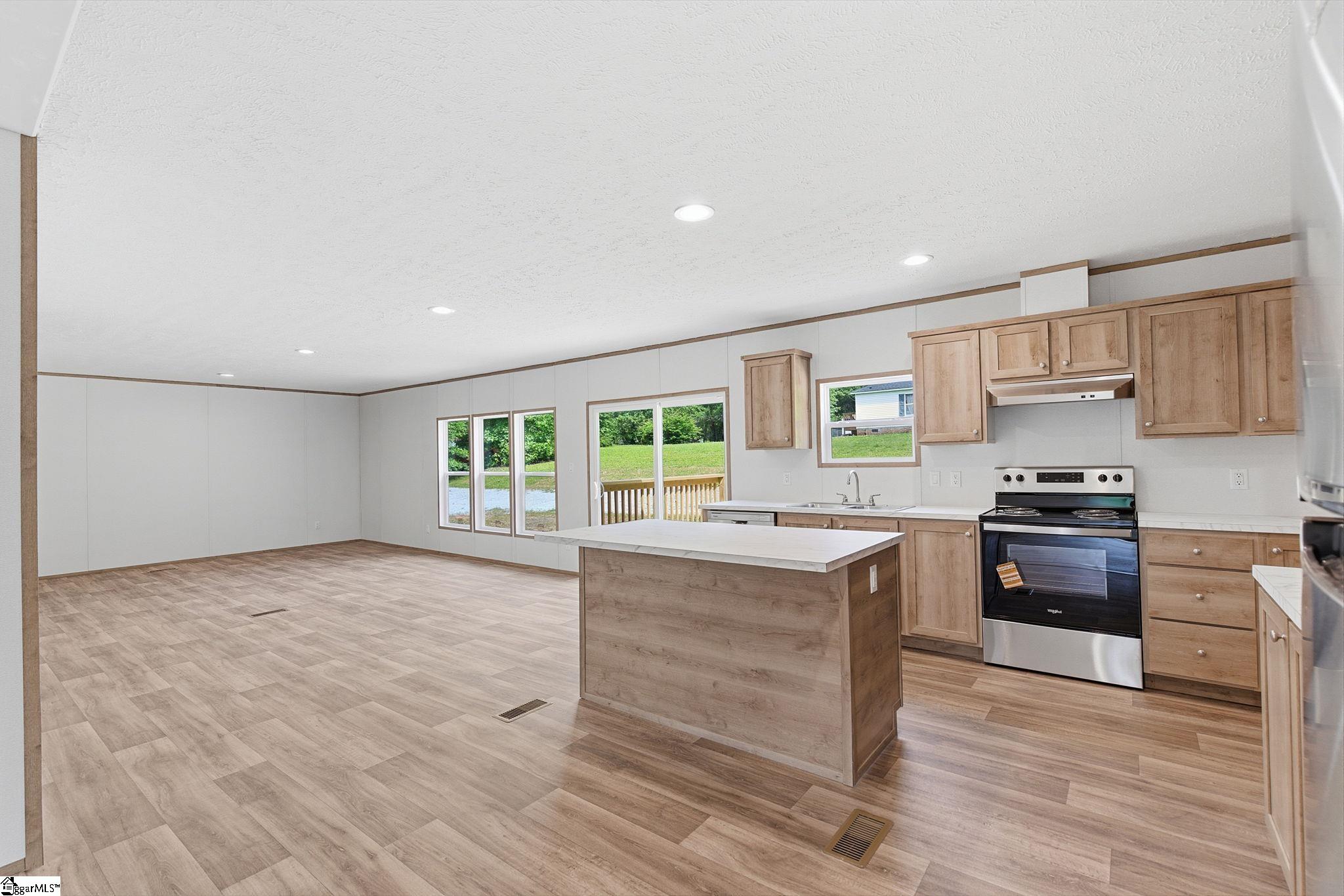 104 Tomahawk Drive Easley, SC 29640