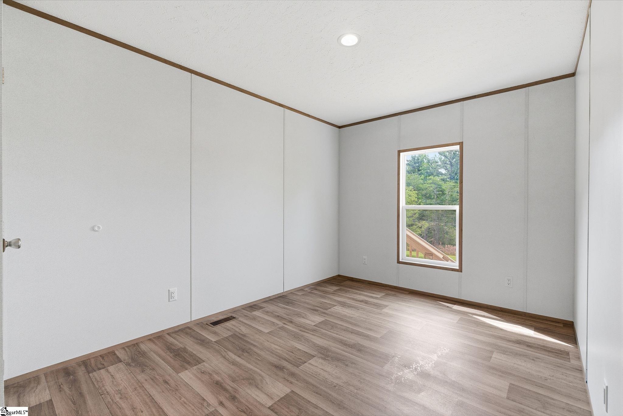 104 Tomahawk Drive Easley, SC 29640