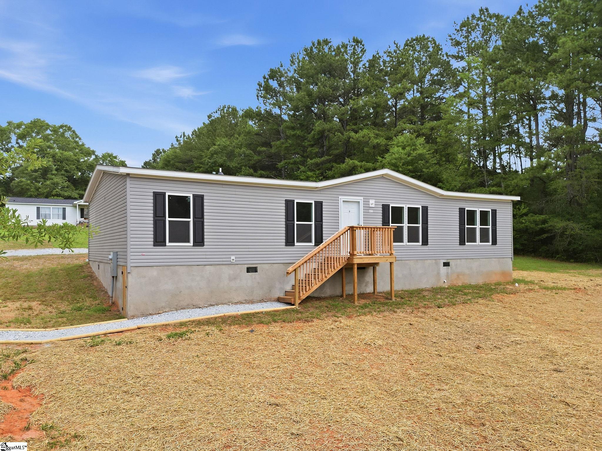 104 Tomahawk Drive Easley, SC 29640