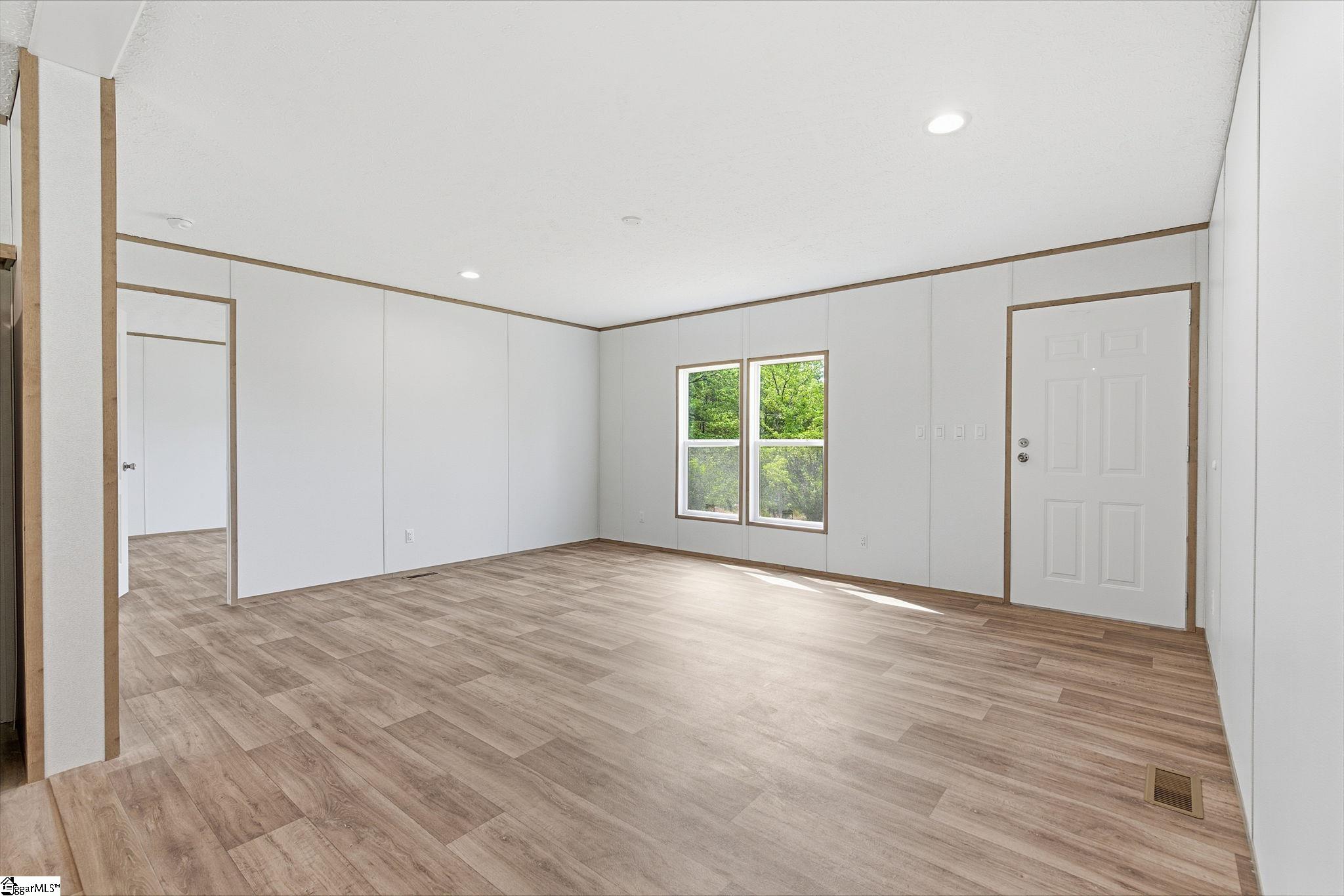 104 Tomahawk Drive Easley, SC 29640