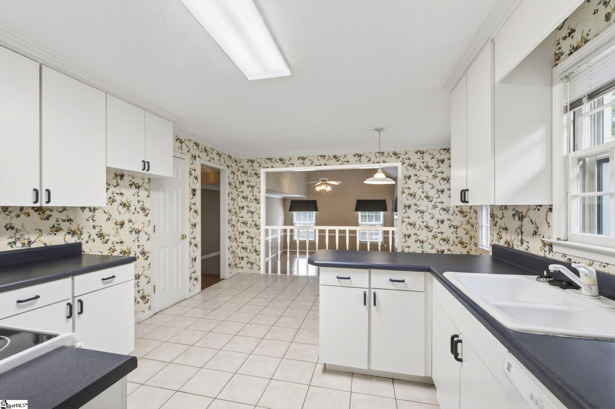 703 E Silverleaf Street Greer, SC 29650