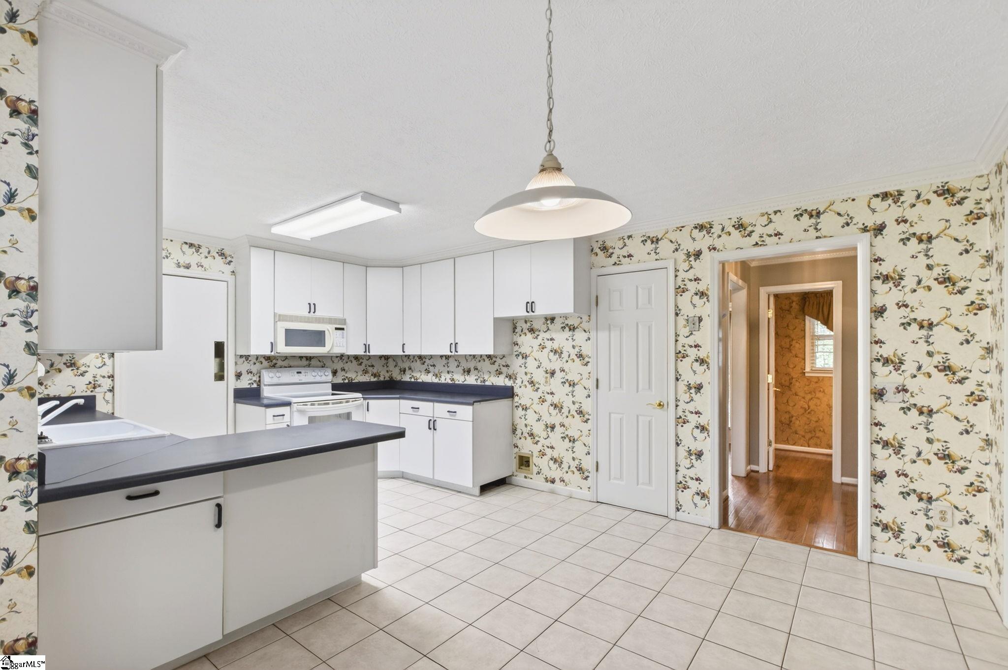 703 E Silverleaf Street Greer, SC 29650