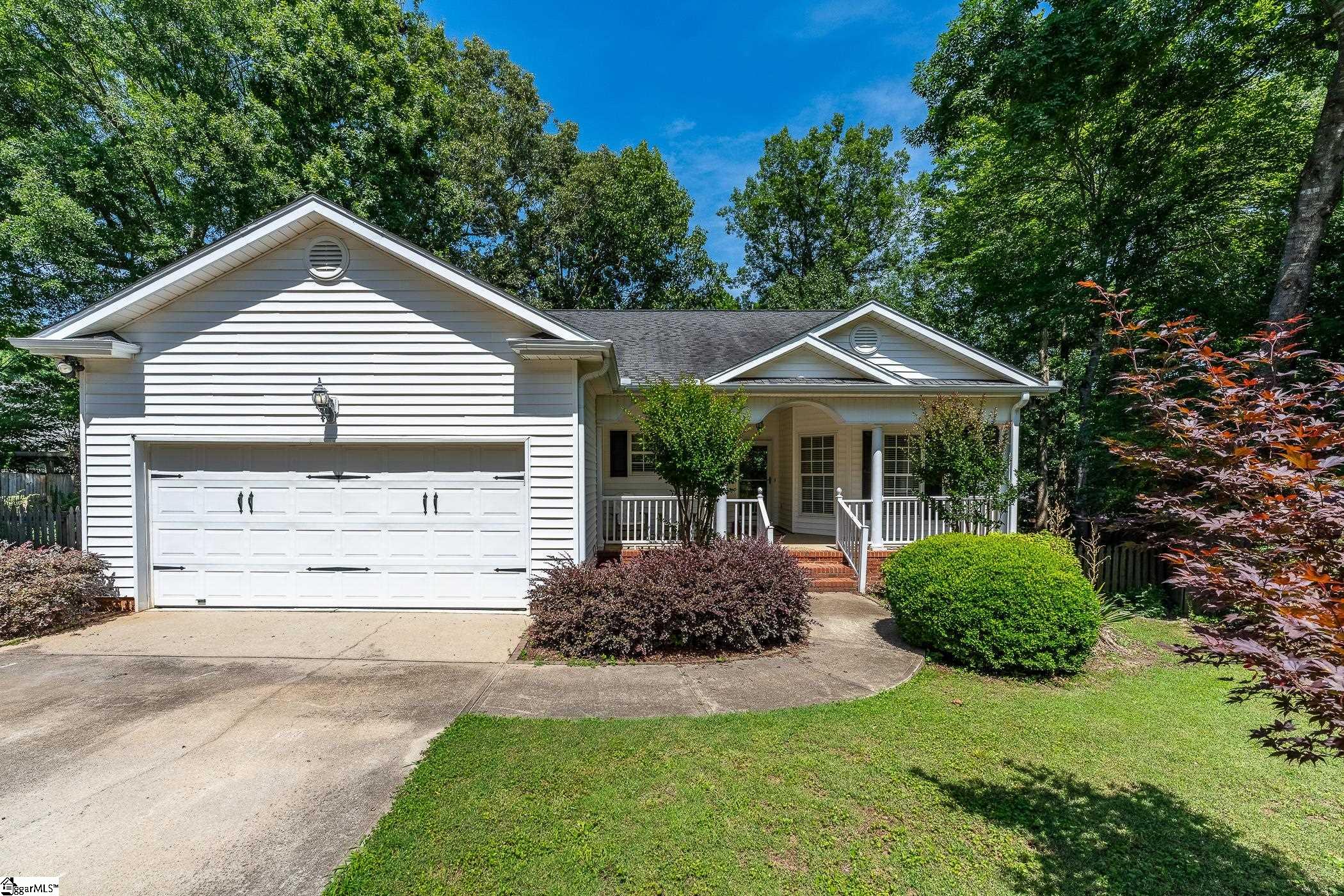 107 Groveton Court Simpsonville, SC 29681