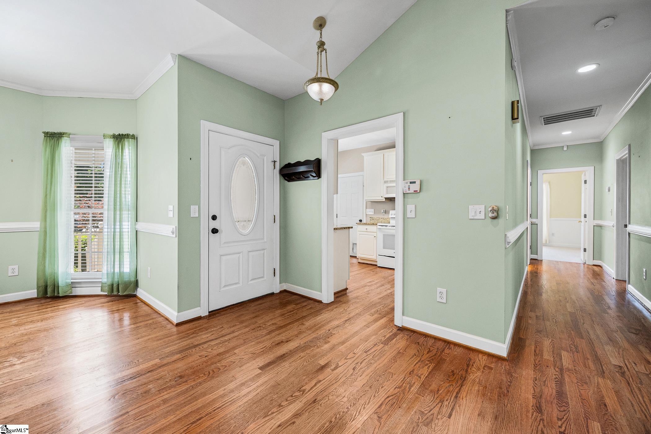 107 Groveton Court Simpsonville, SC 29681