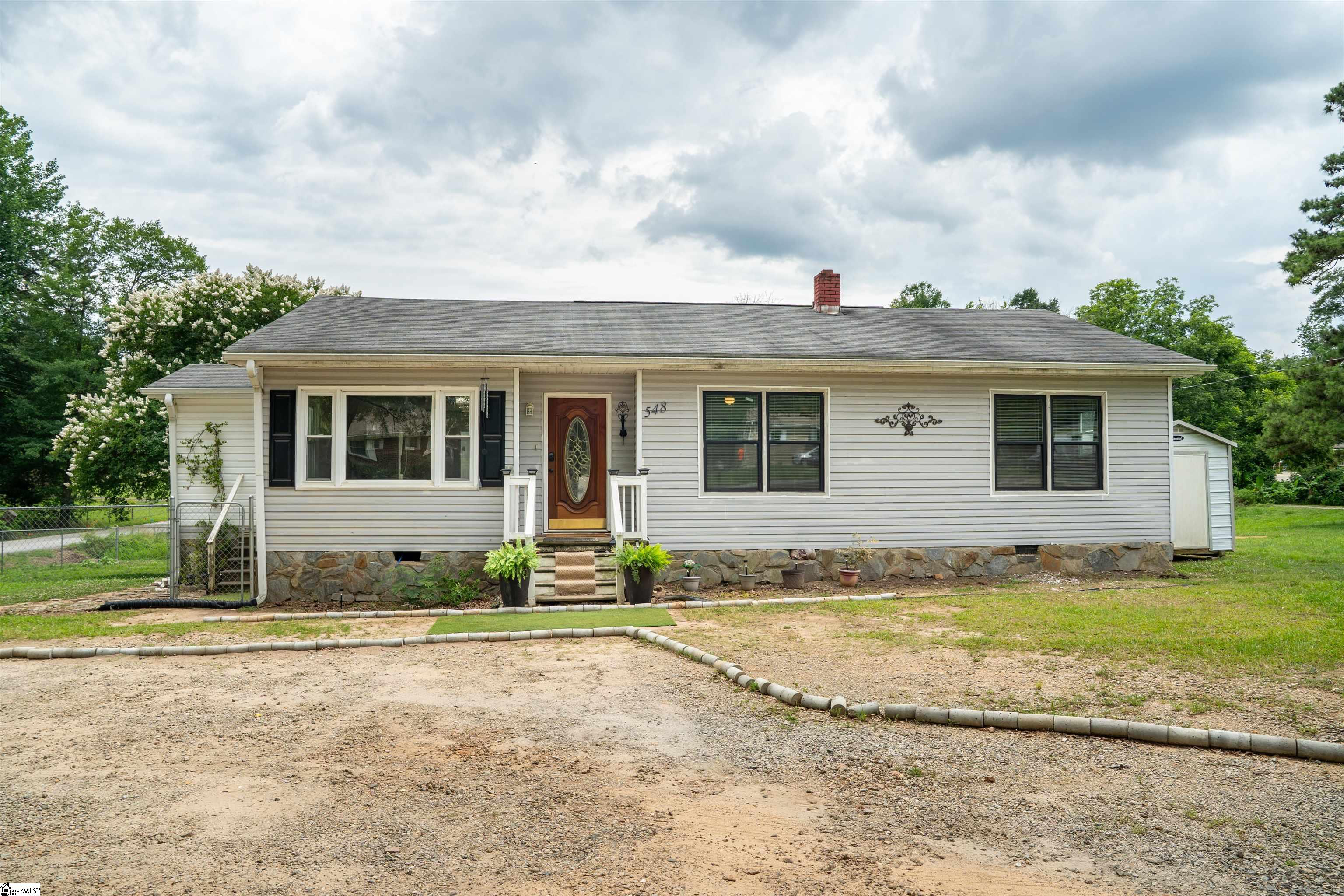 548 Honeysuckle Road Spartanburg, SC 29303