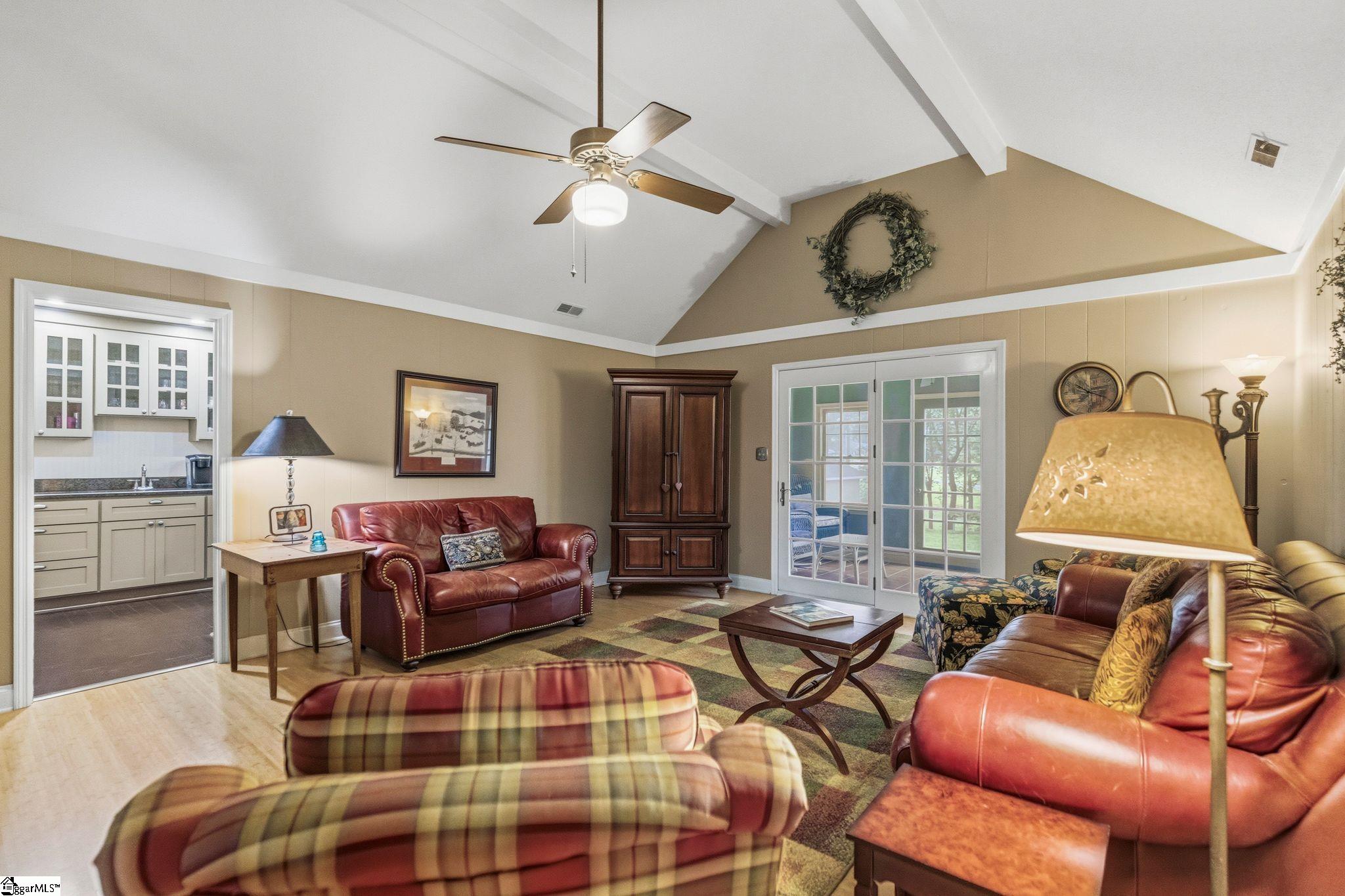122 Mabry Road Spartanburg, SC 29307
