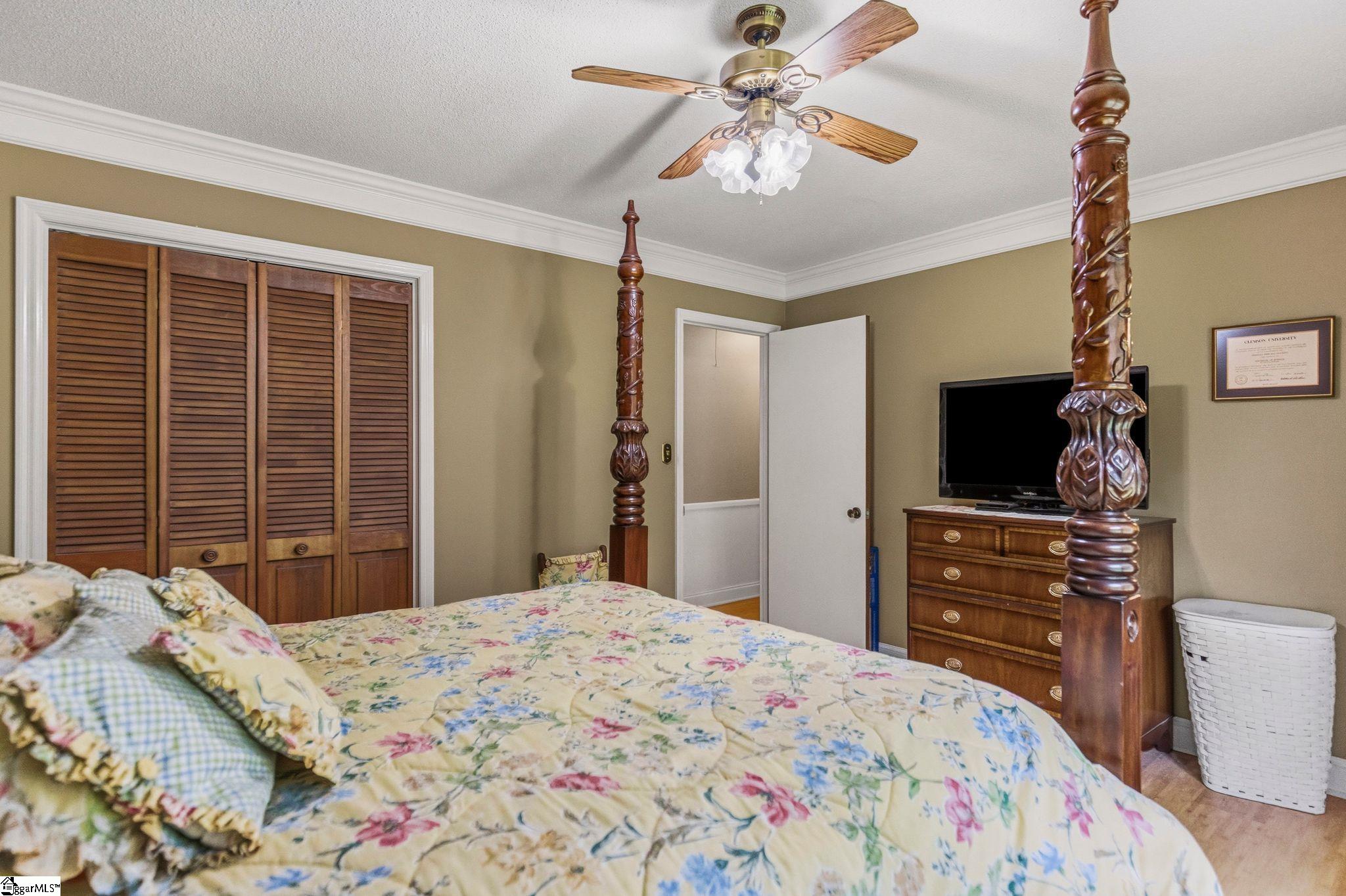 122 Mabry Road Spartanburg, SC 29307