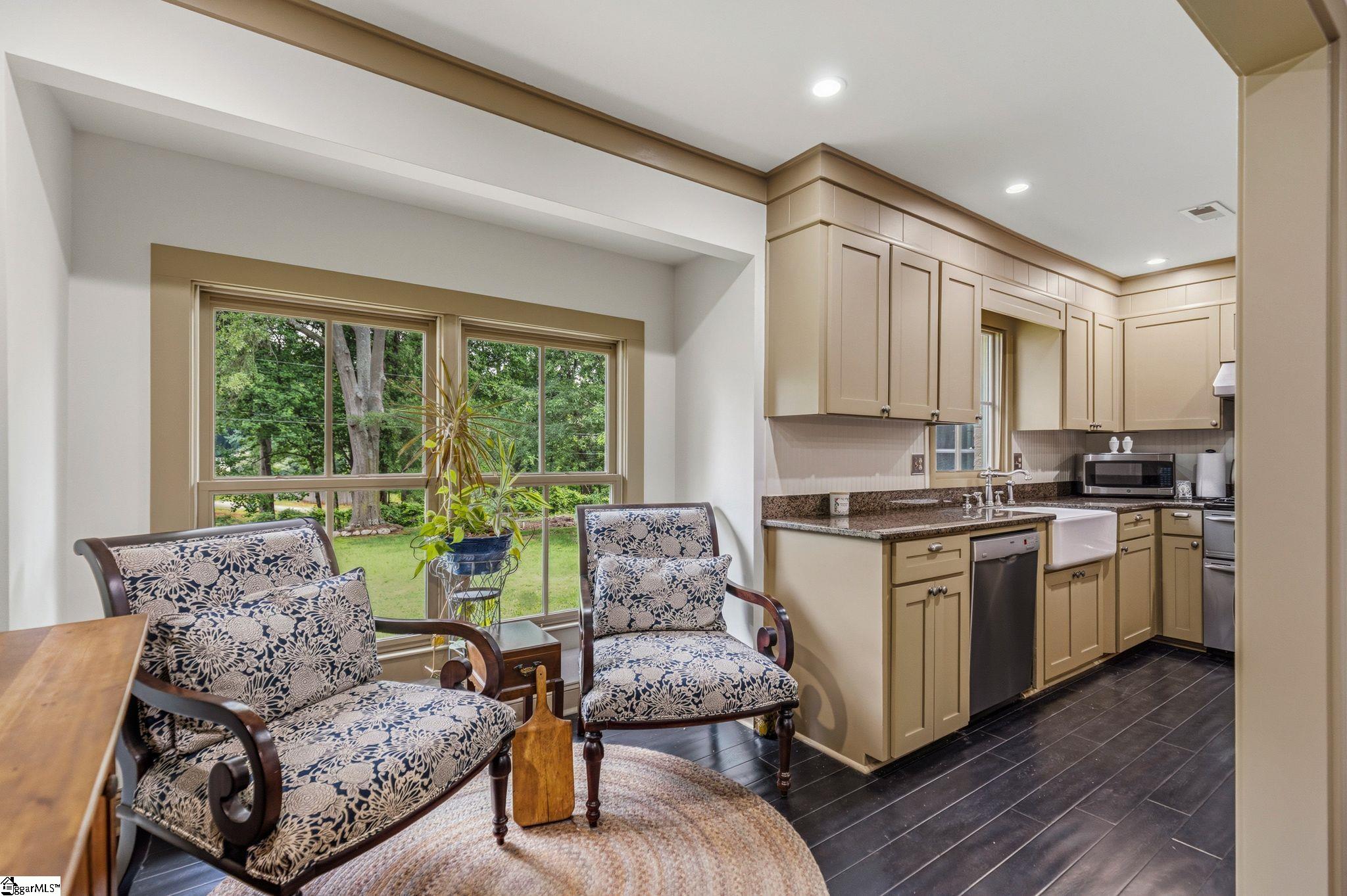 122 Mabry Road Spartanburg, SC 29307