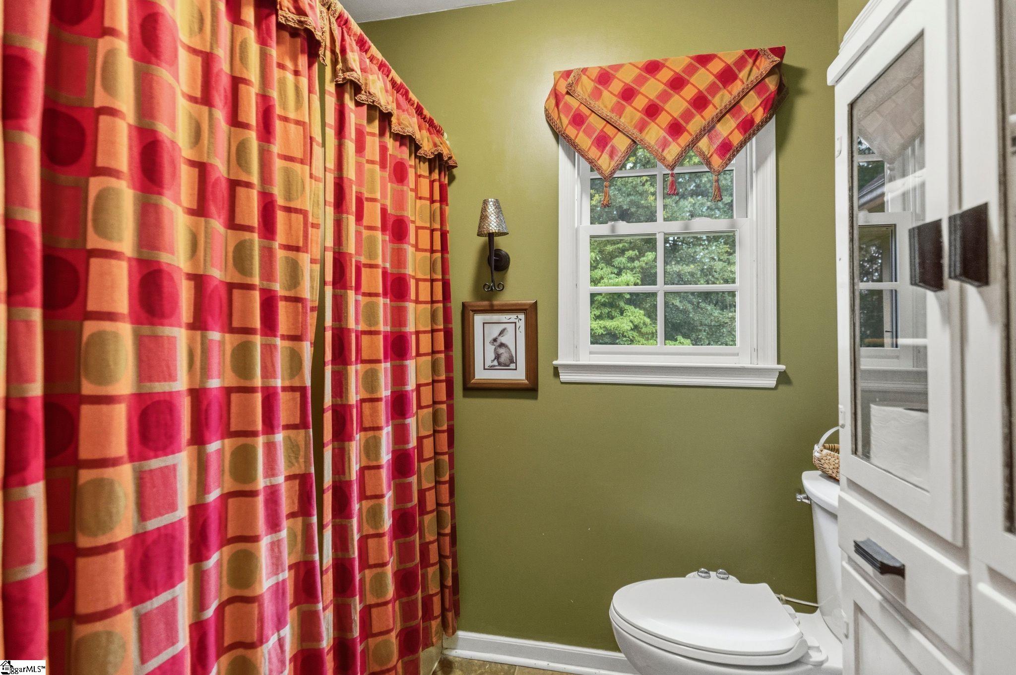 122 Mabry Road Spartanburg, SC 29307
