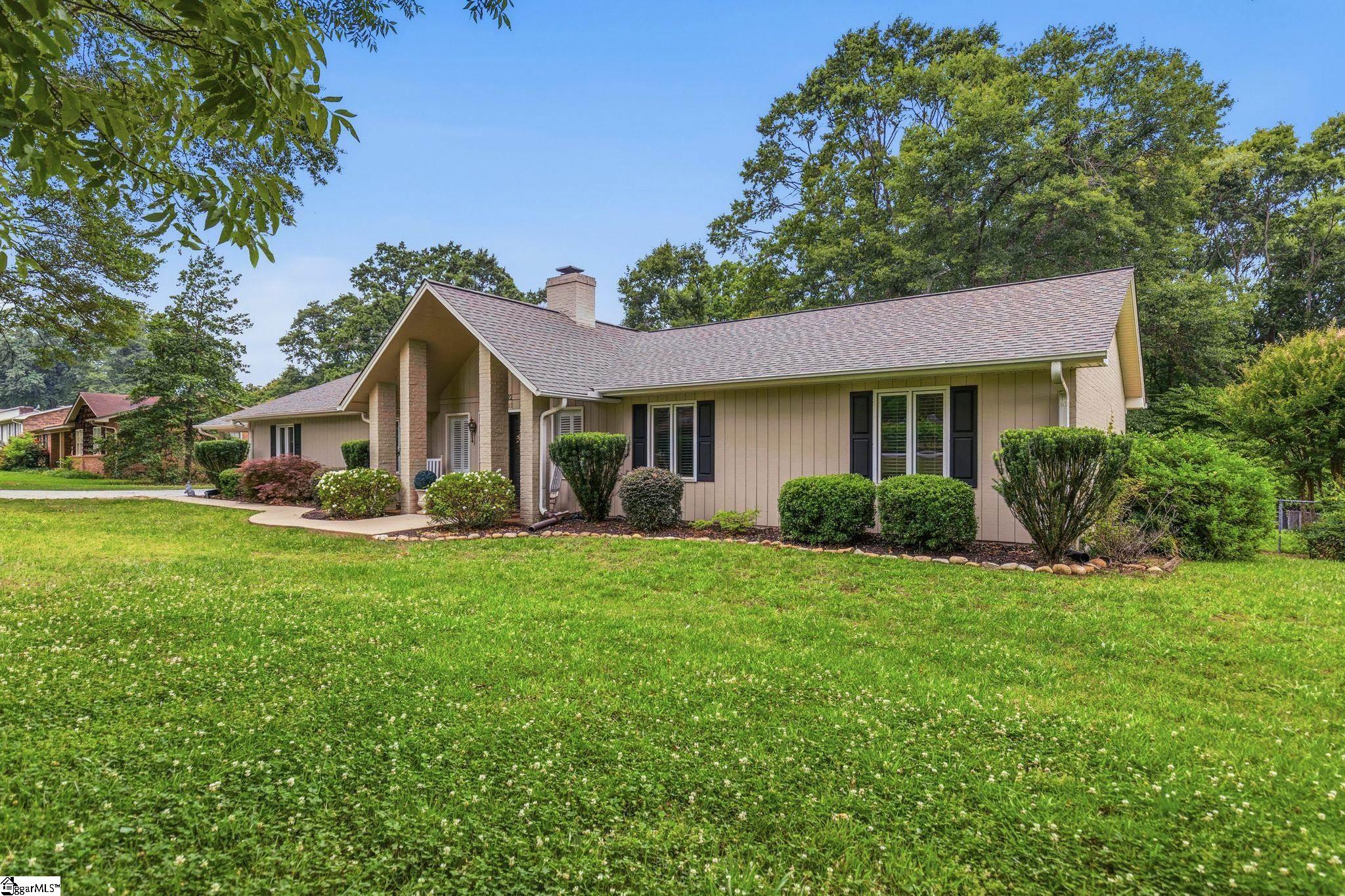 122 Mabry Road Spartanburg, SC 29307